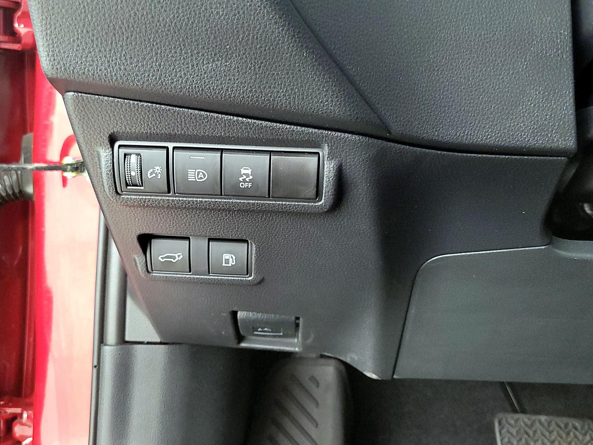 Thumbnail: 2024 Toyota Corolla Cross - 13