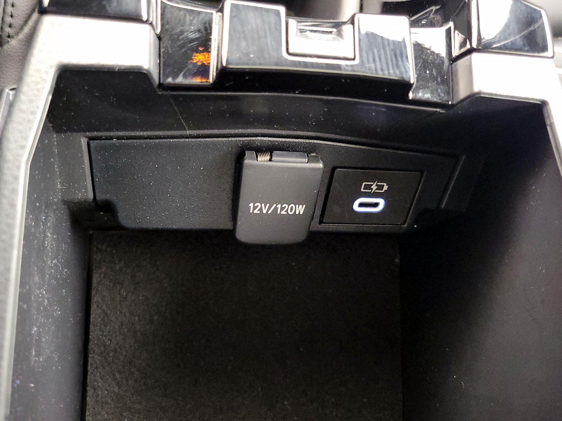 Thumbnail: 2024 Toyota Corolla Cross - 18