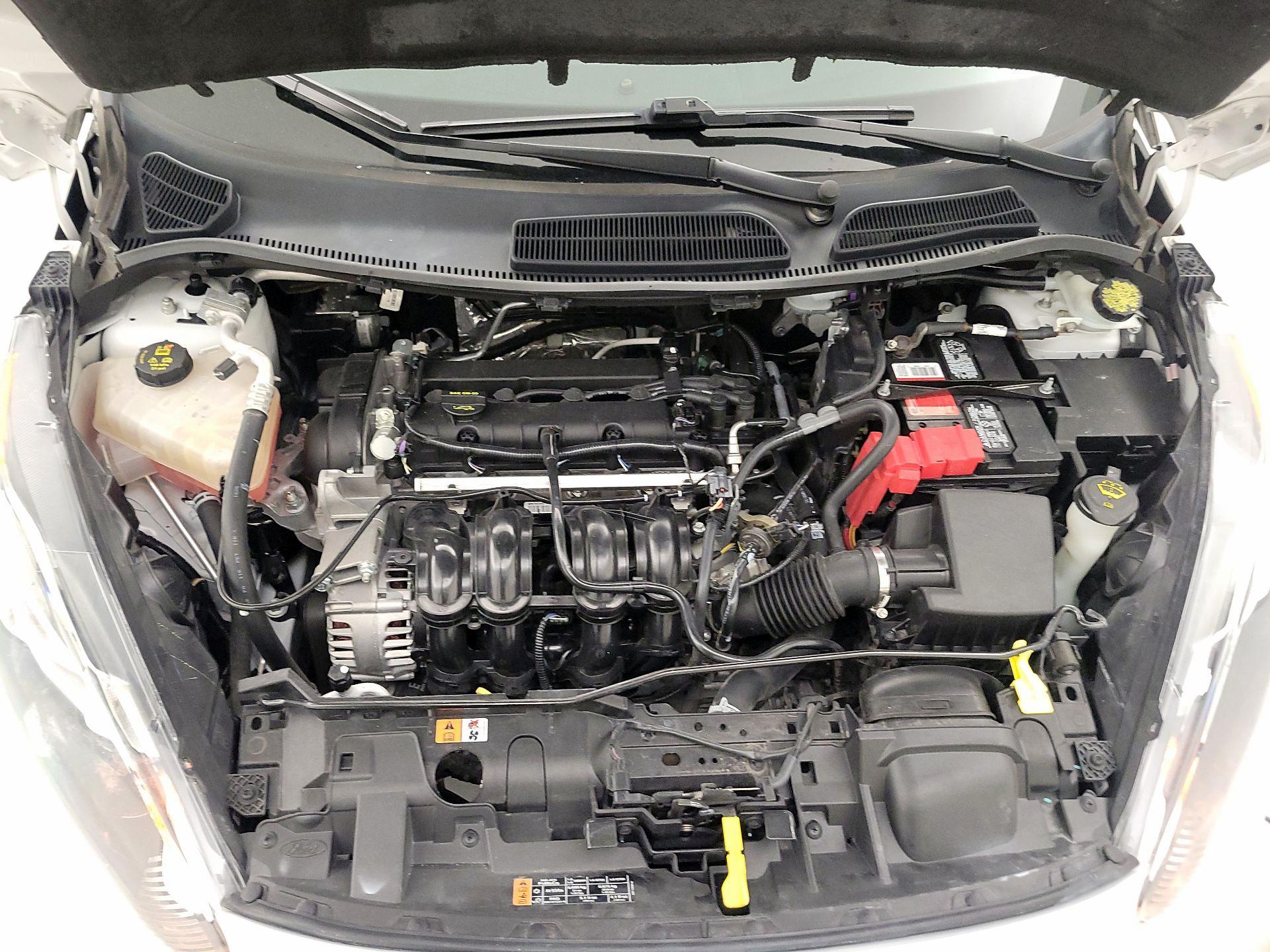 Thumbnail: 2015 Ford Fiesta - 20