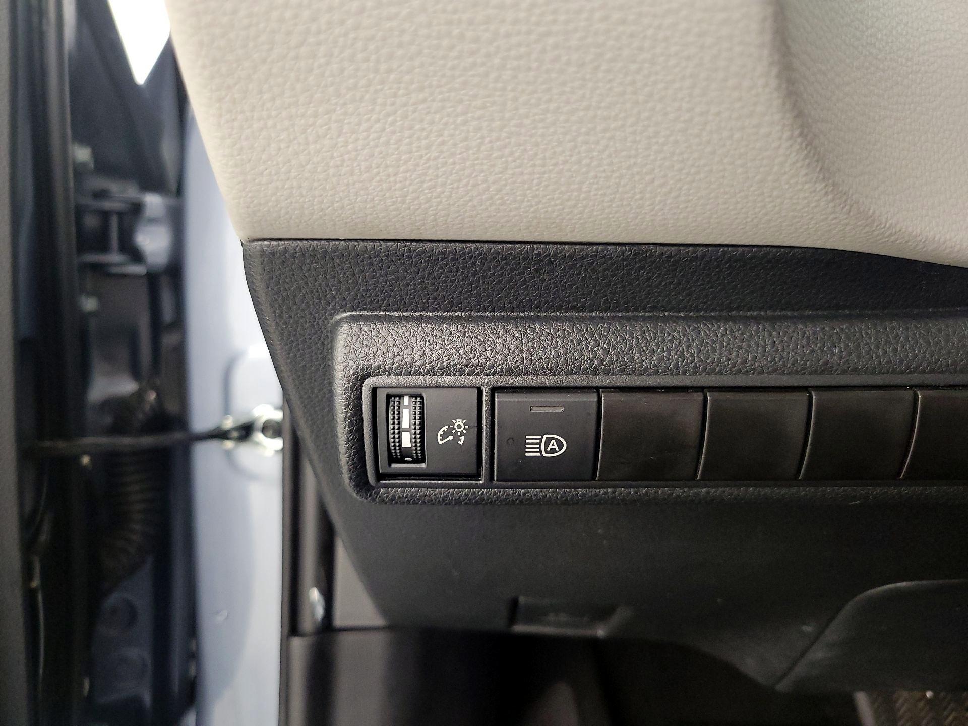 Thumbnail: 2021 Toyota Corolla - 13