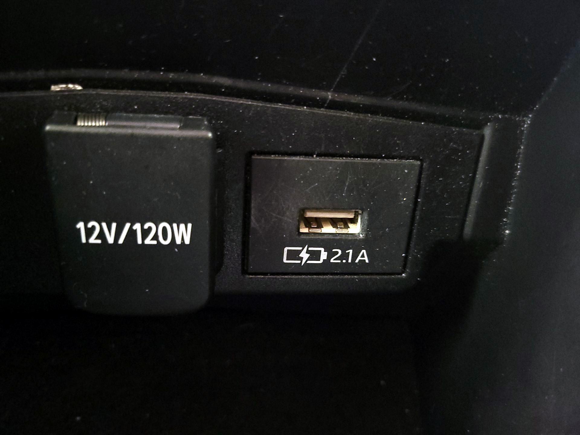 Thumbnail: 2021 Toyota Corolla - 18