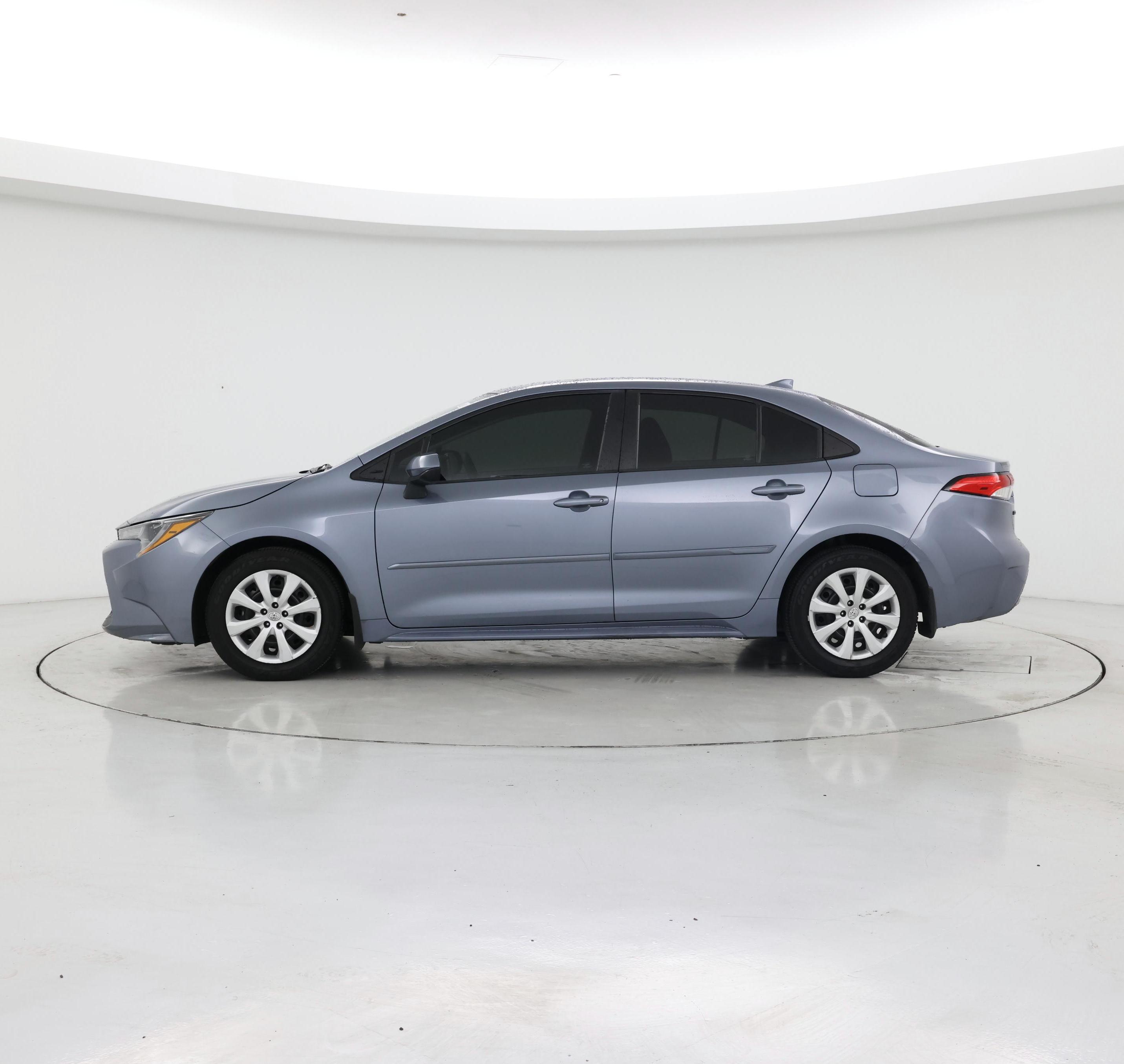 Thumbnail: 2021 Toyota Corolla - 3