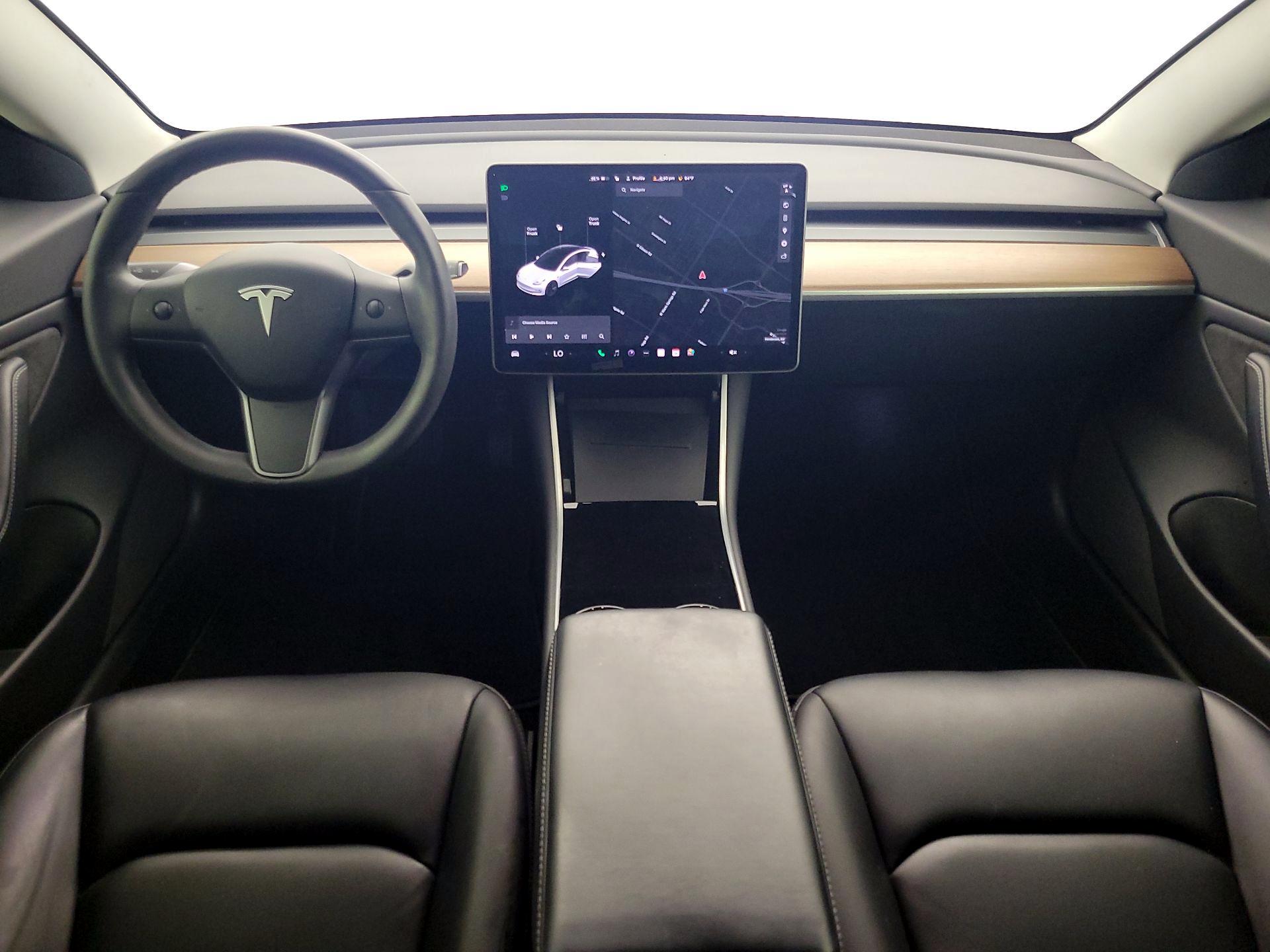 Thumbnail: 2020 Tesla Model 3 - 9