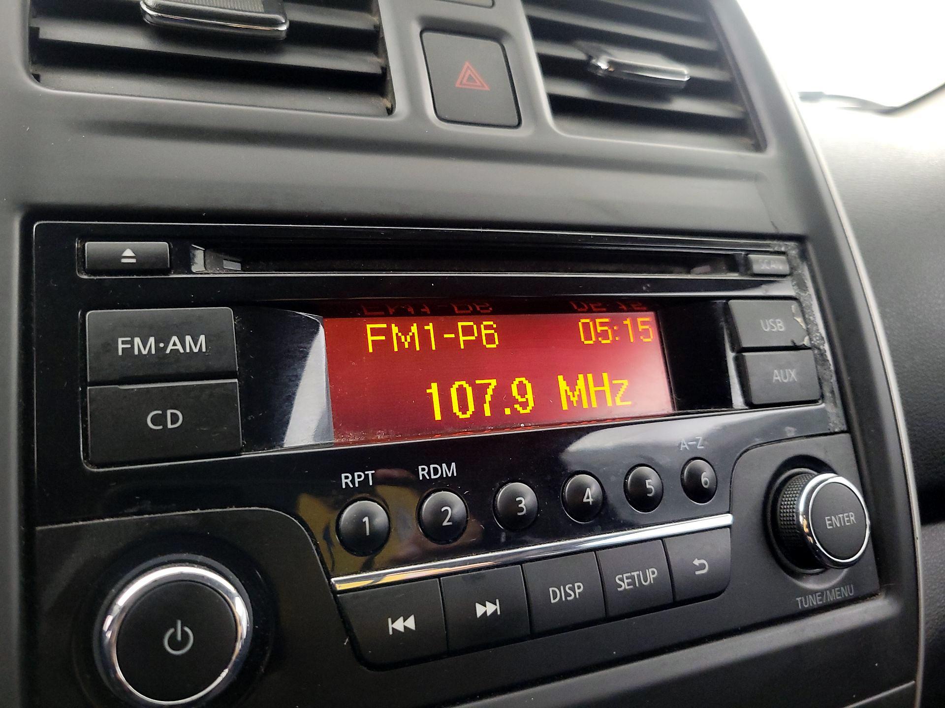 Thumbnail: 2018 Nissan Versa - 14