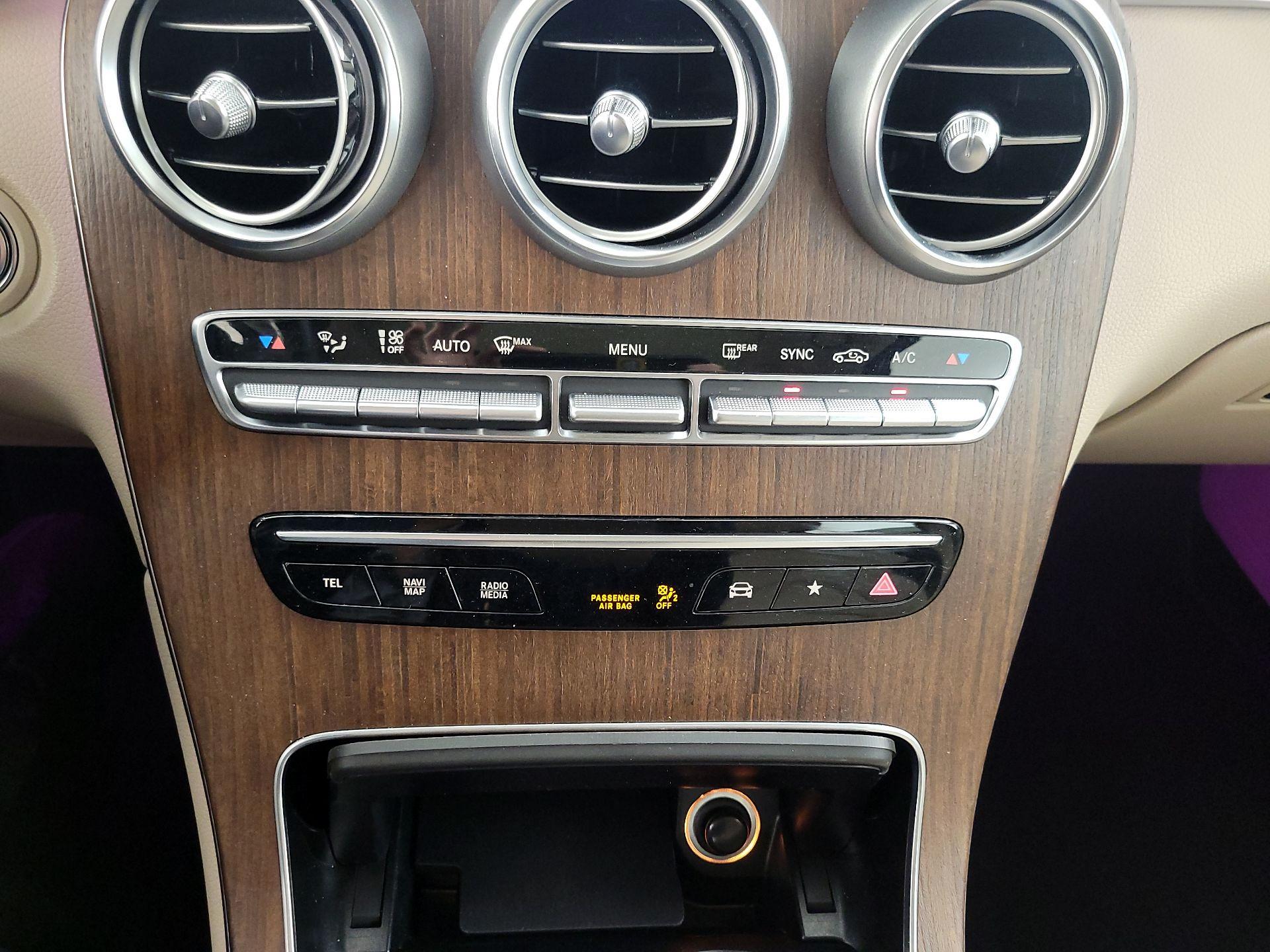 Thumbnail: 2020 Mercedes-Benz GLC - 17