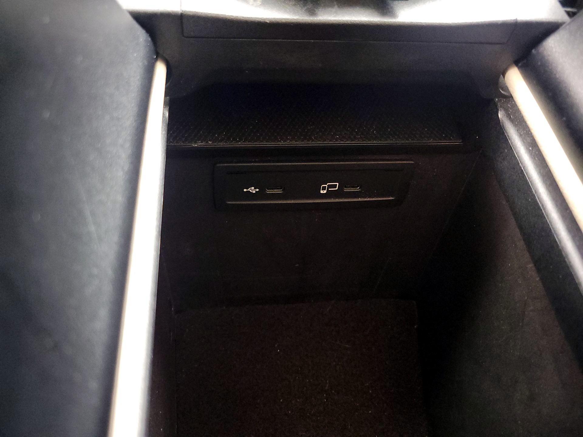 Thumbnail: 2020 Mercedes-Benz GLC - 19