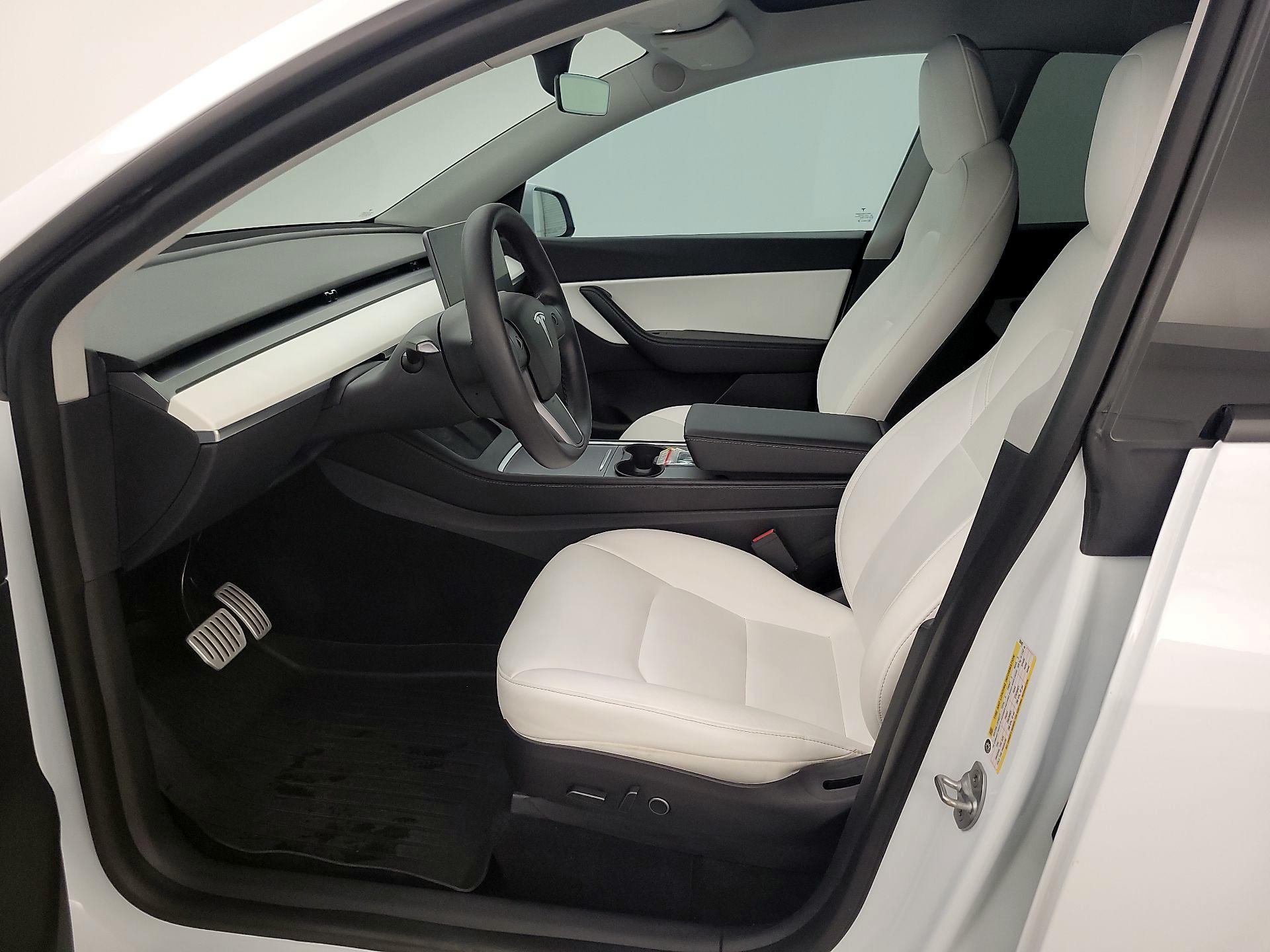 Thumbnail: 2022 Tesla Model Y - 11