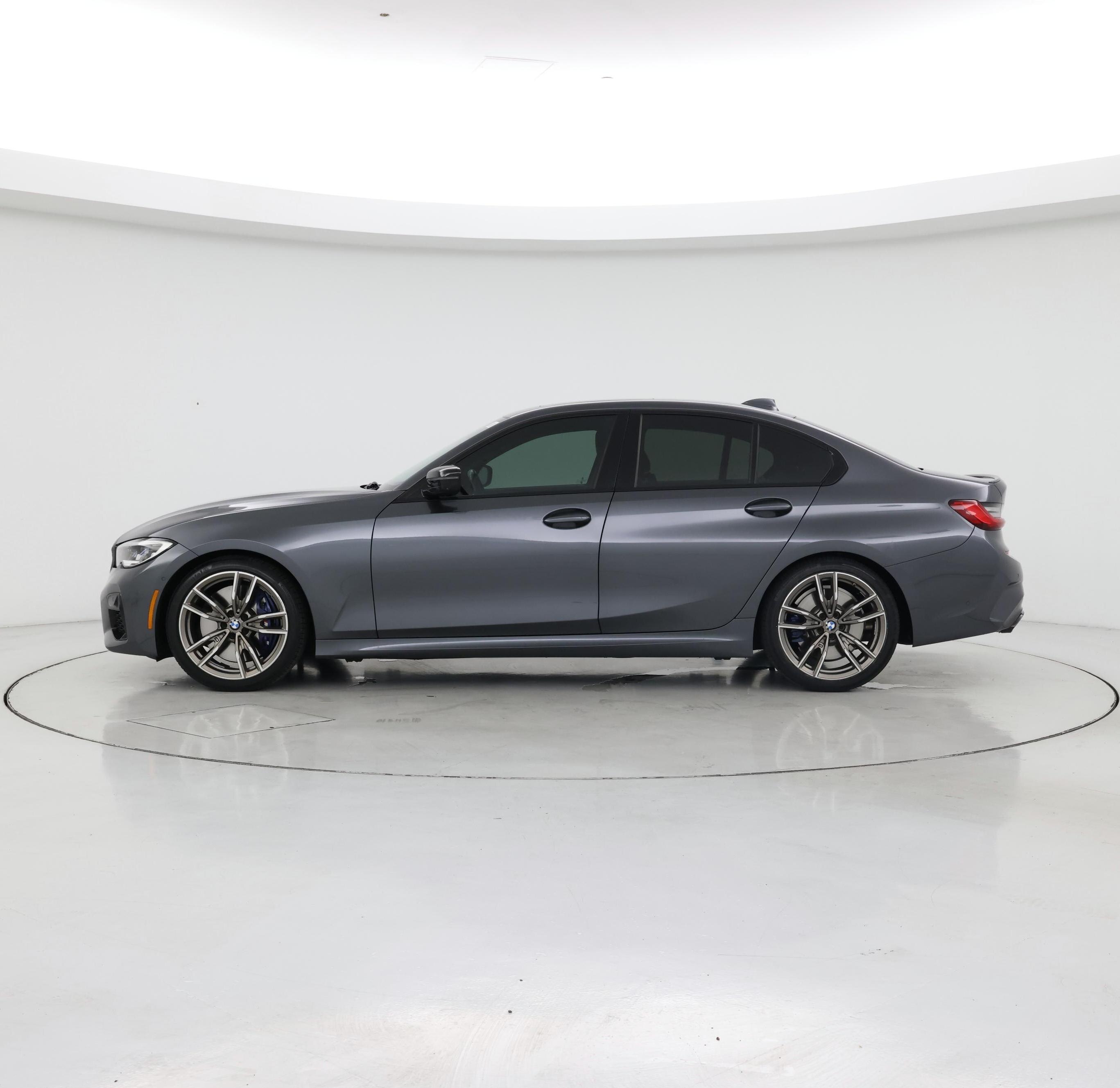 Thumbnail: 2021 BMW 3 Series - 3