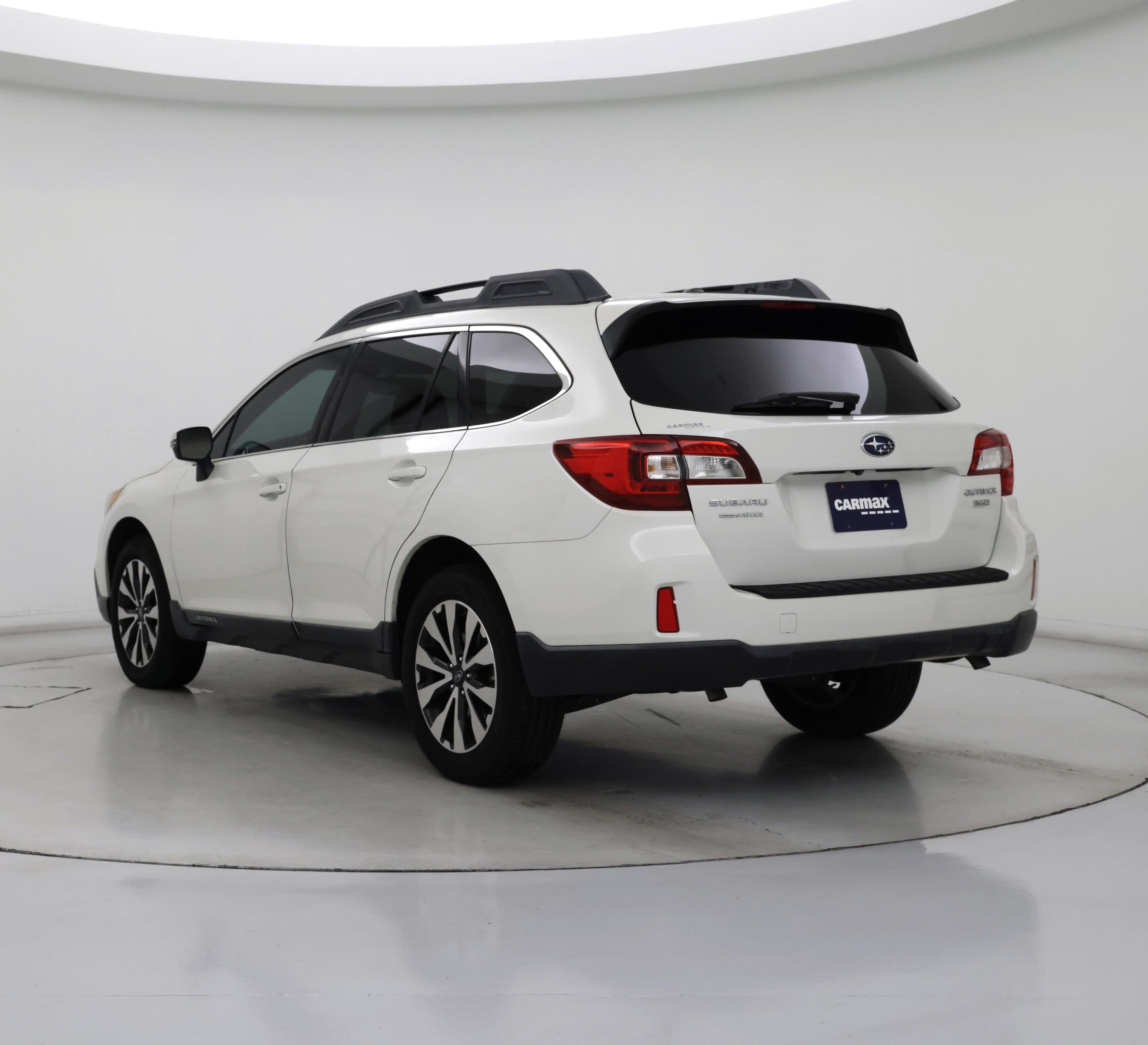 Thumbnail: 2015 Subaru Outback - 2