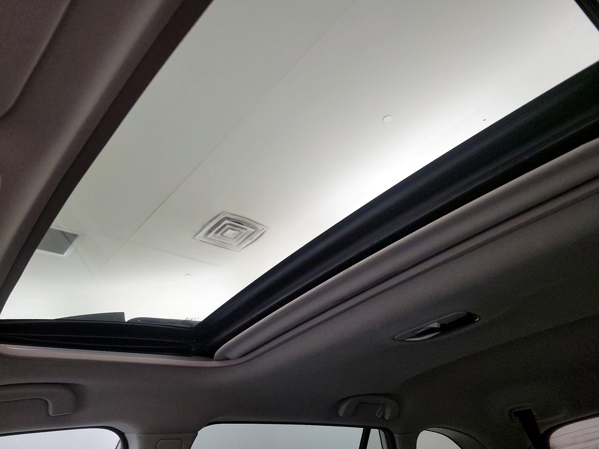 Thumbnail: 2015 Subaru Outback - 20