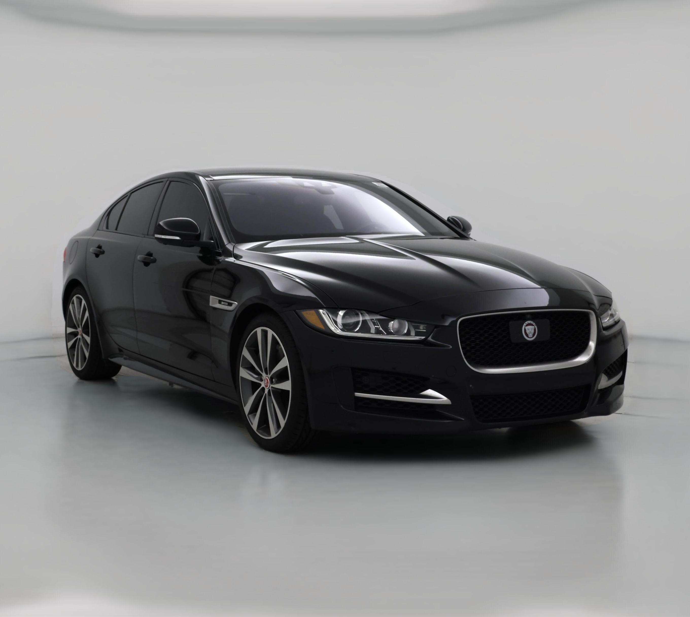 Thumbnail: 2017 Jaguar XE - 1