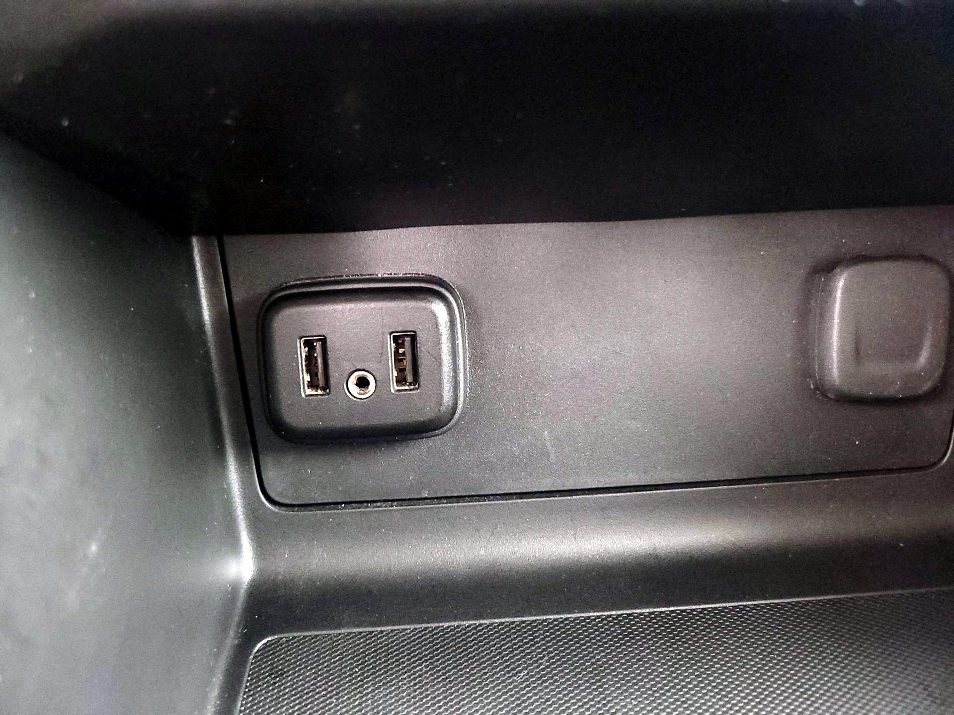 Thumbnail: 2020 GMC Canyon - 18