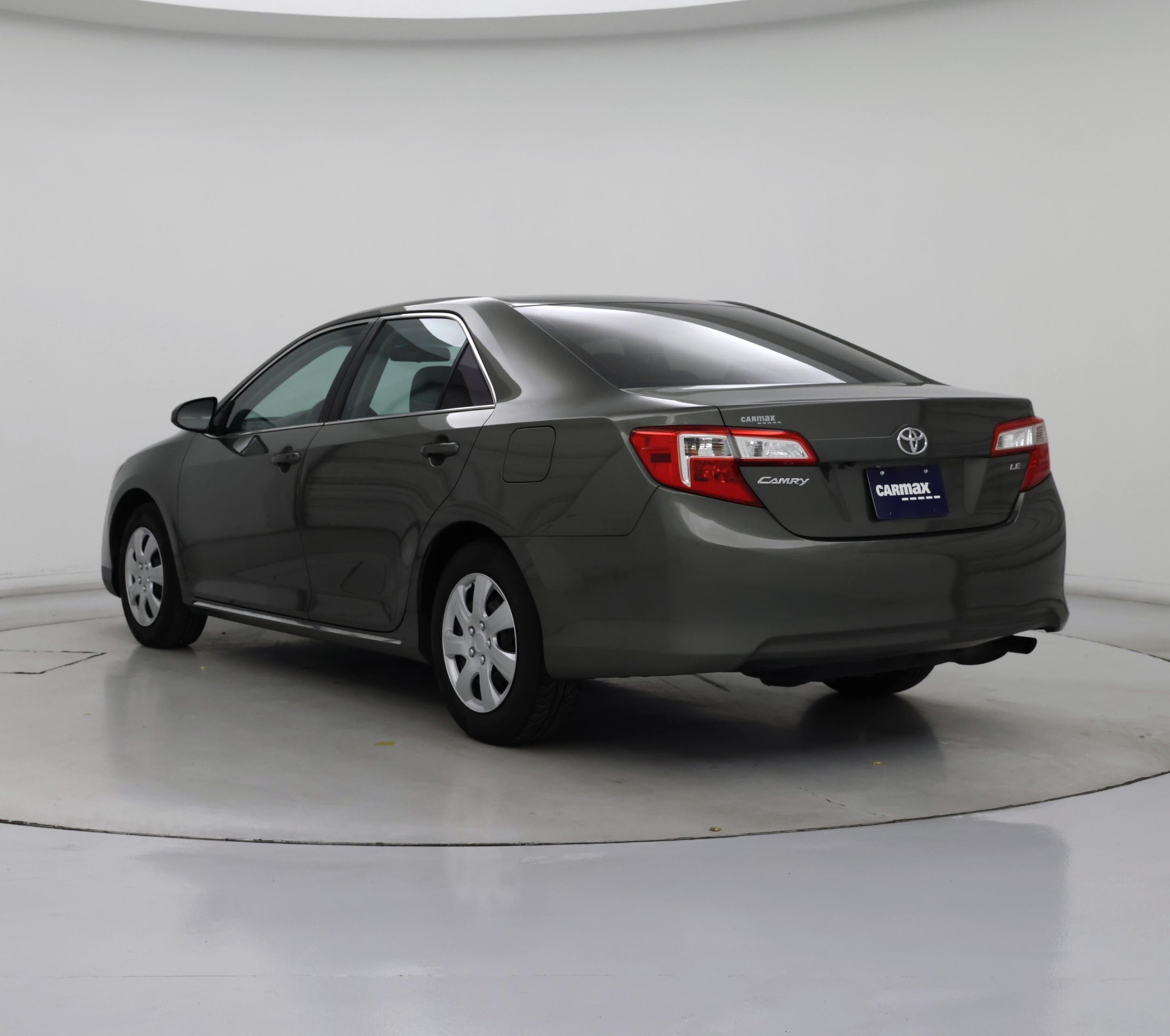 Thumbnail: 2014 Toyota Camry - 2