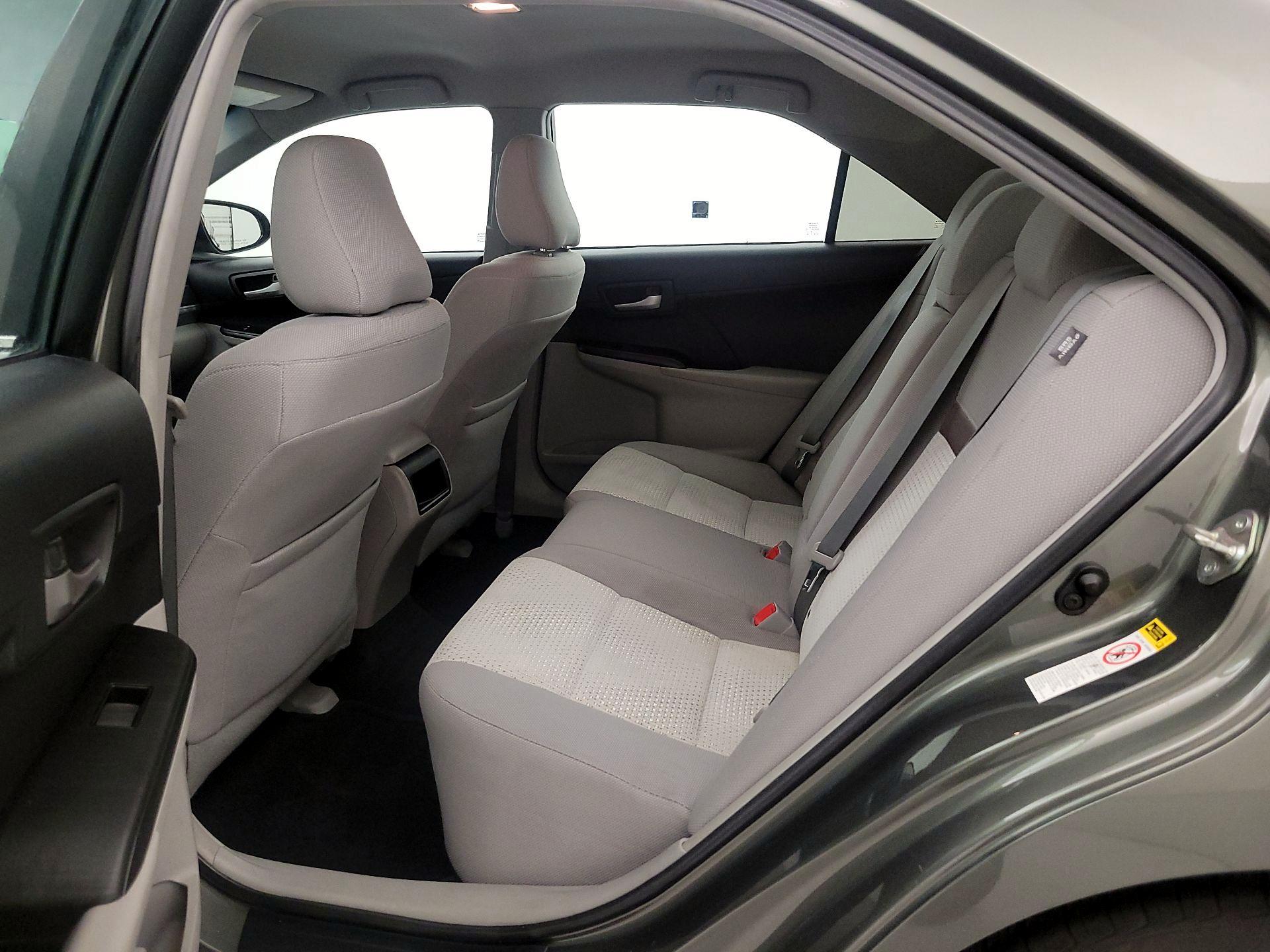 Thumbnail: 2014 Toyota Camry - 19