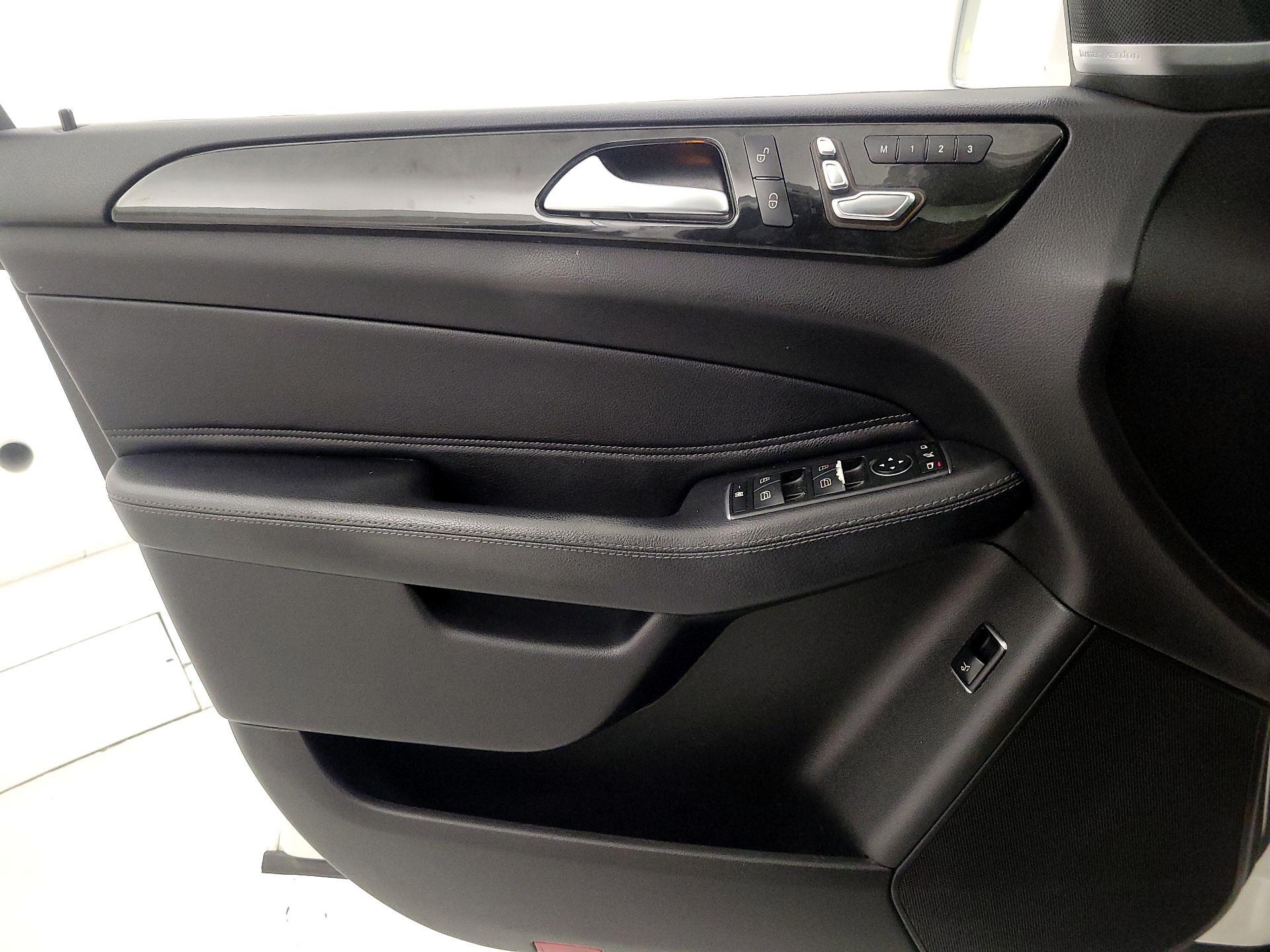 Thumbnail: 2019 Mercedes-Benz GLE - 12