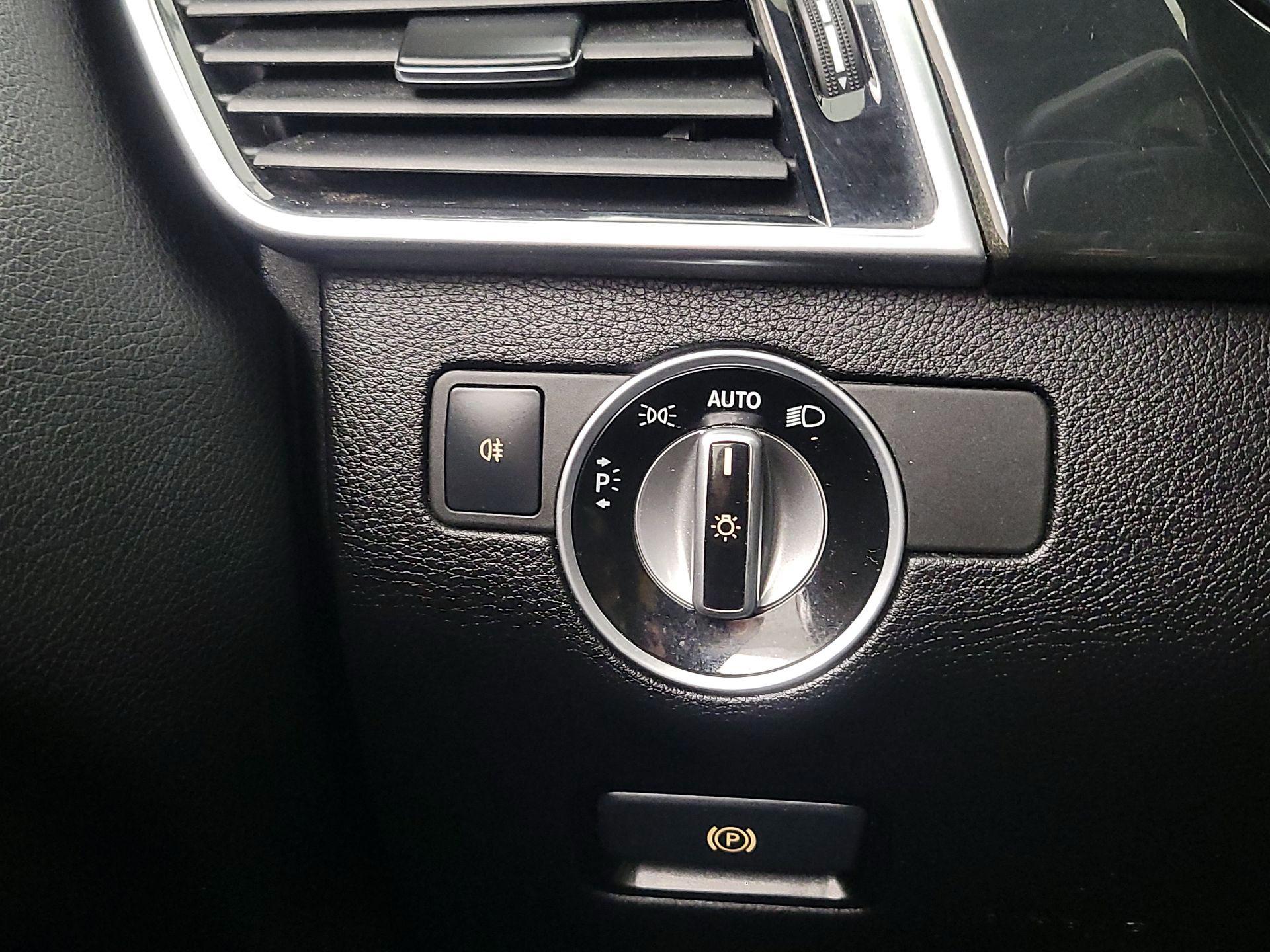 Thumbnail: 2019 Mercedes-Benz GLE - 13