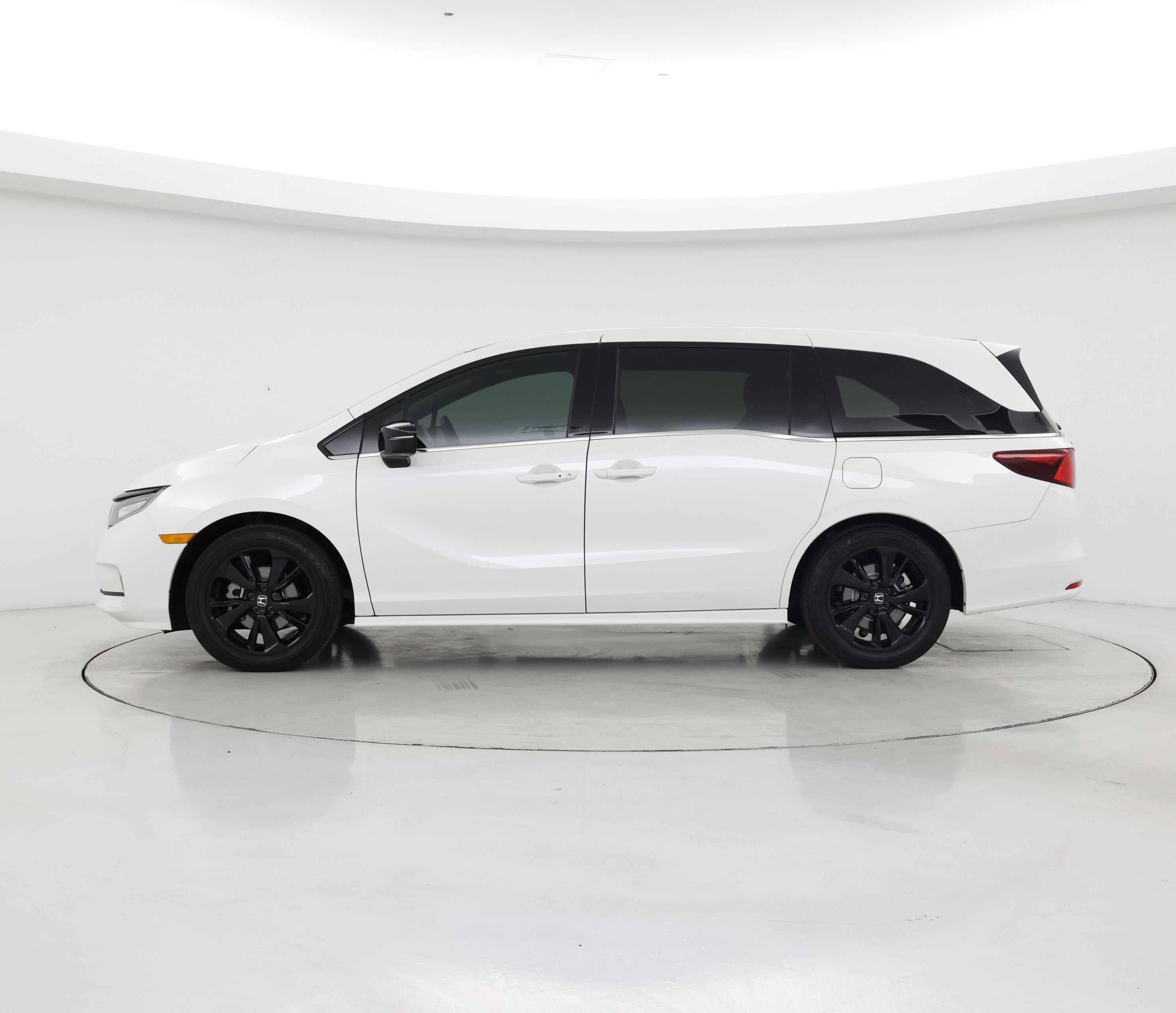 Thumbnail: 2024 Honda Odyssey - 3