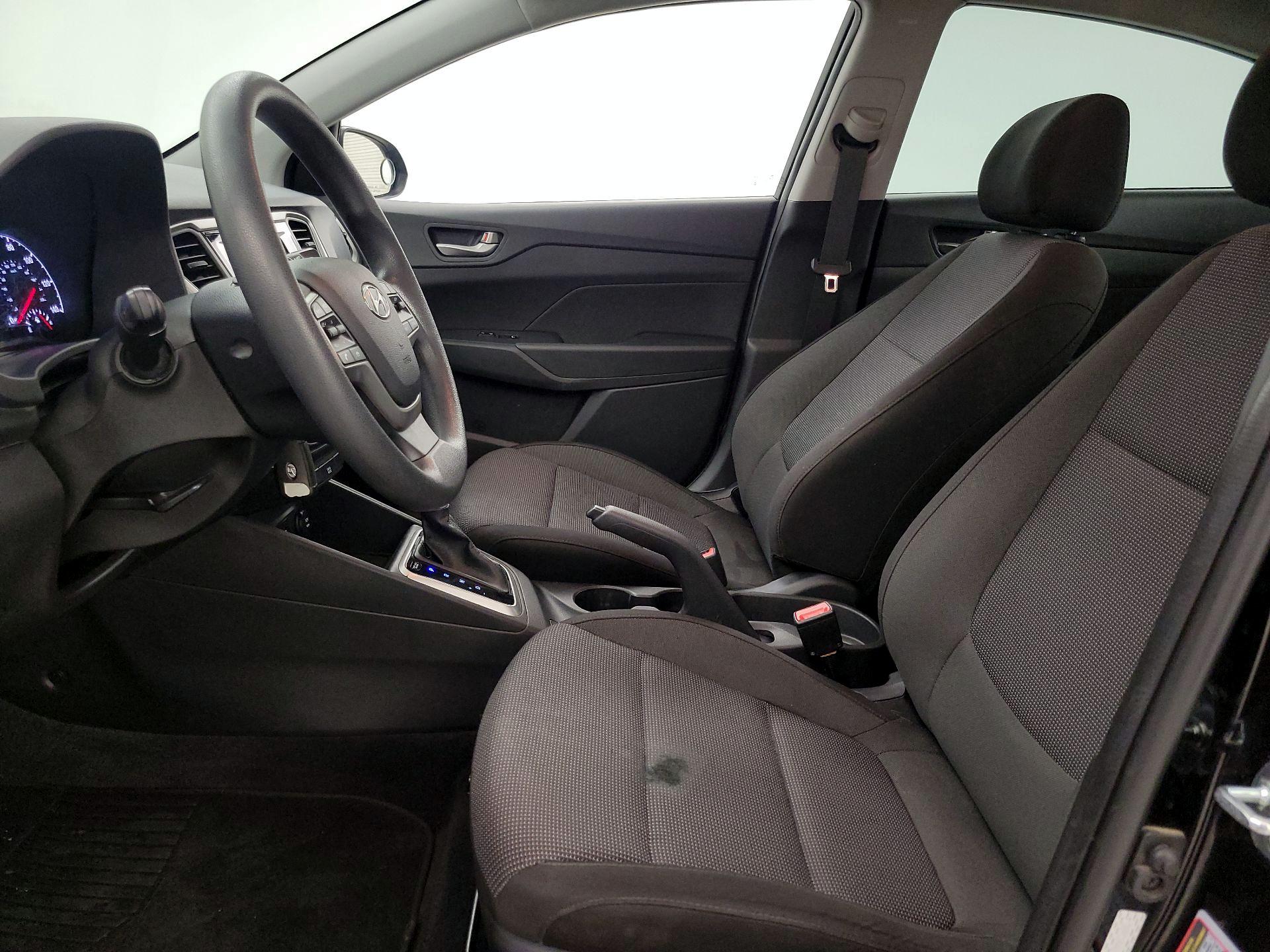 Thumbnail: 2022 Hyundai Accent - 11