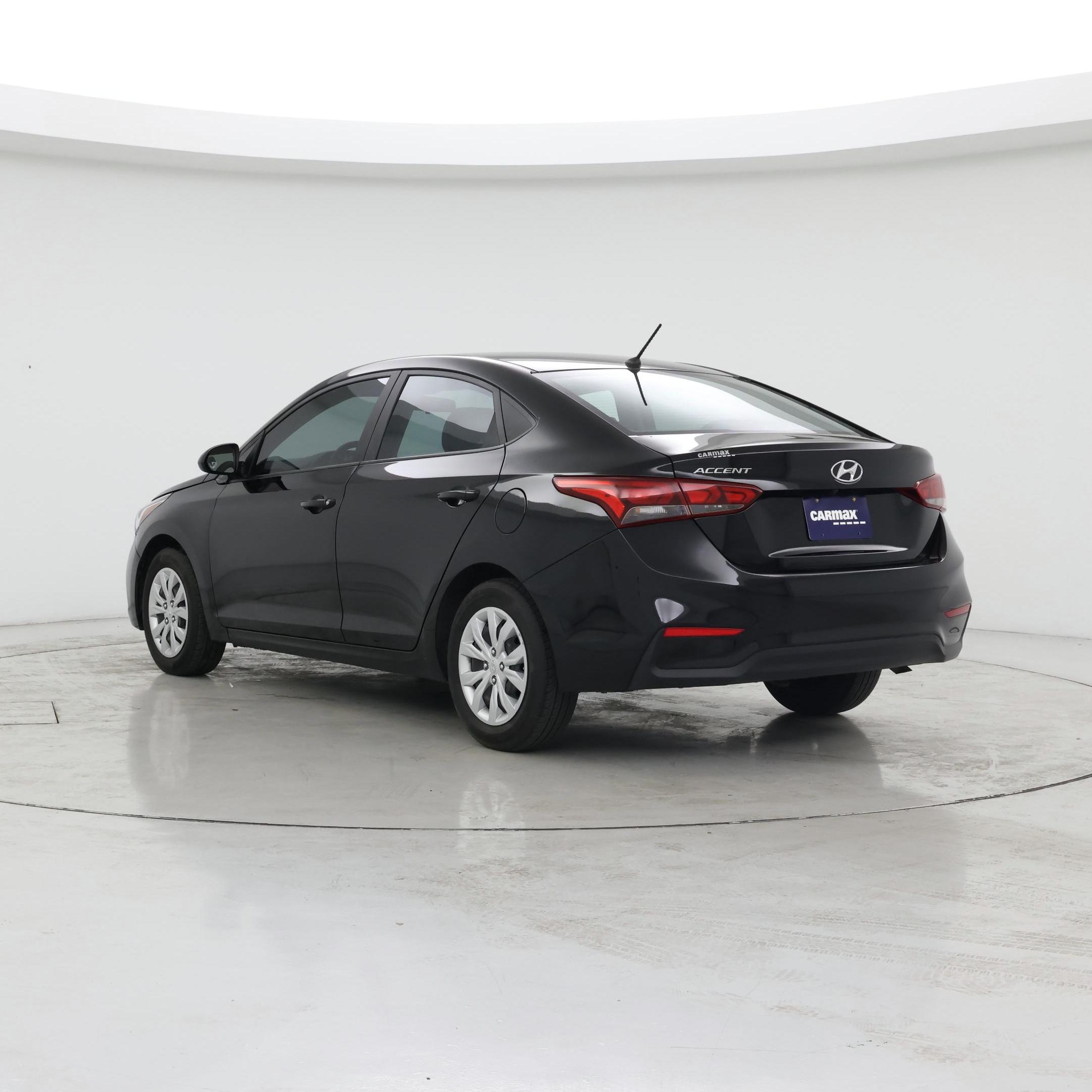 Thumbnail: 2022 Hyundai Accent - 2