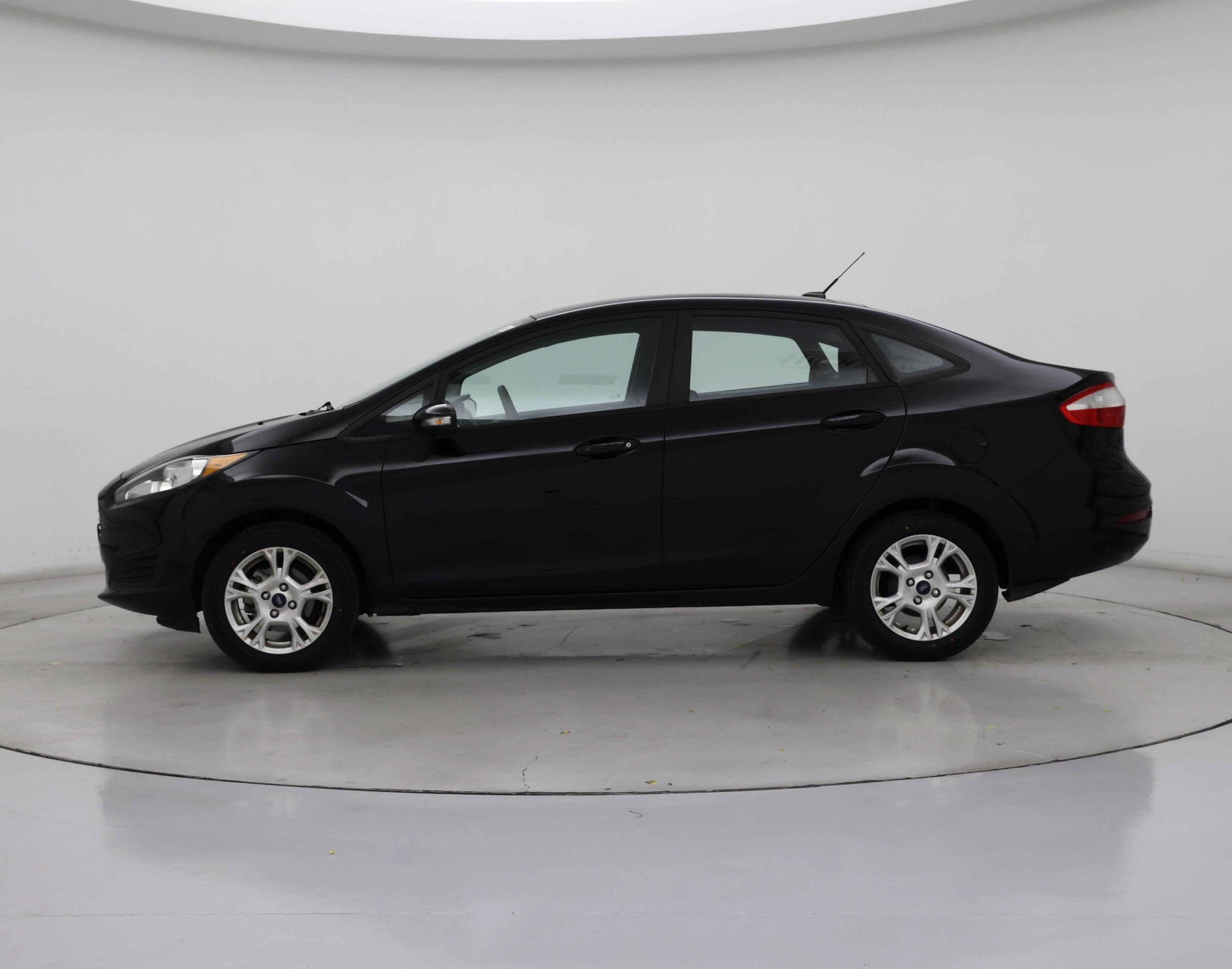 Thumbnail: 2016 Ford Fiesta - 3