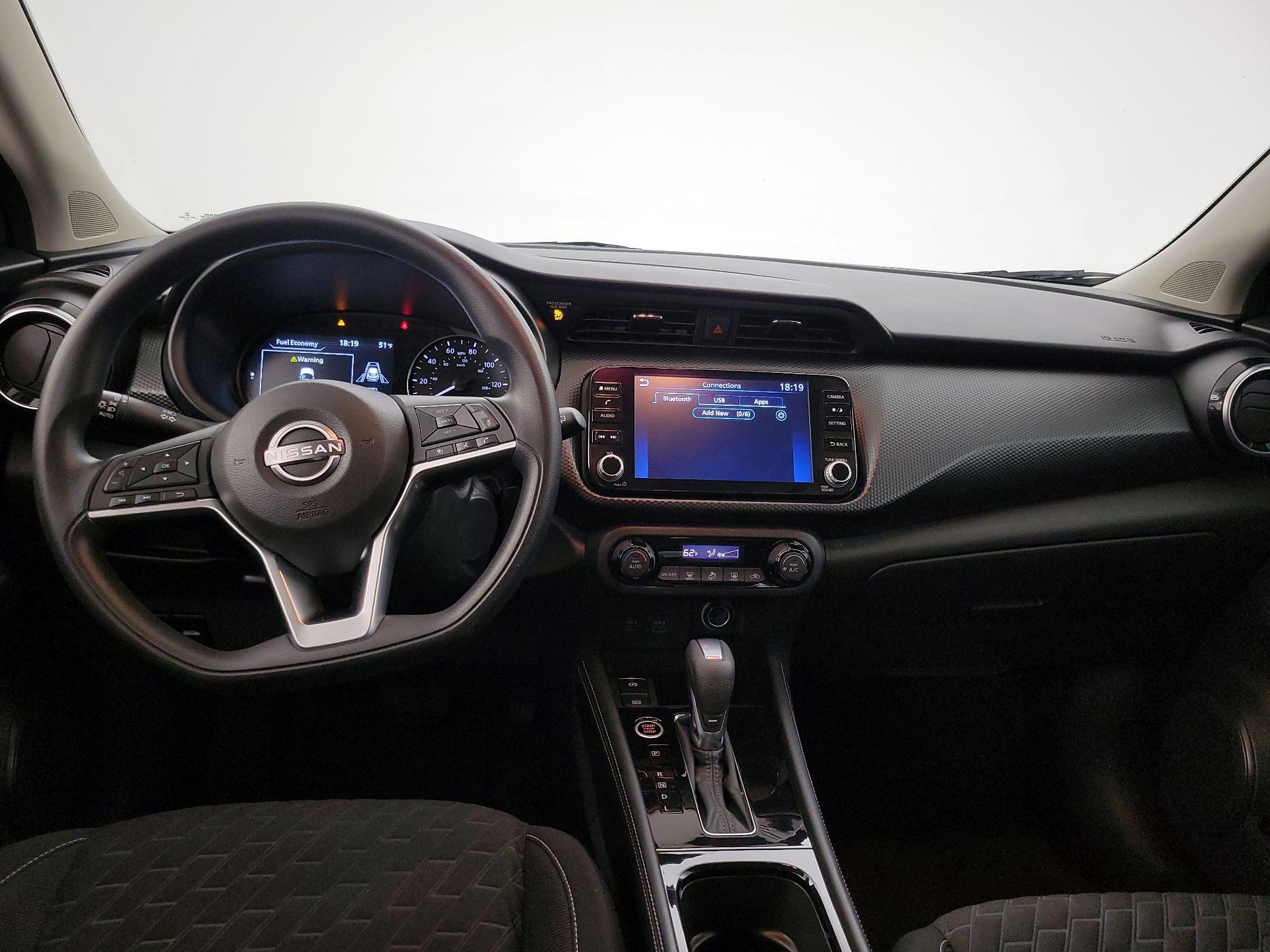 Thumbnail: 2022 Nissan Kicks - 9