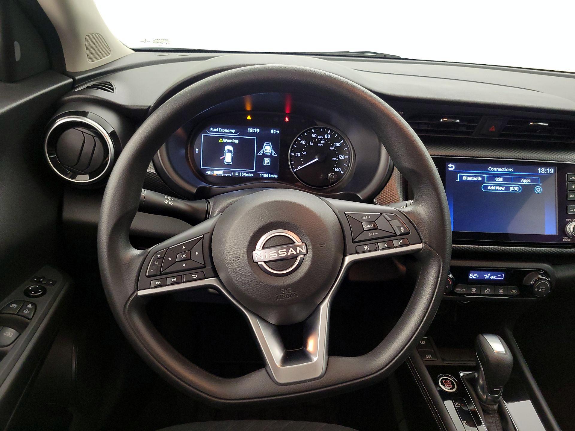 Thumbnail: 2022 Nissan Kicks - 10