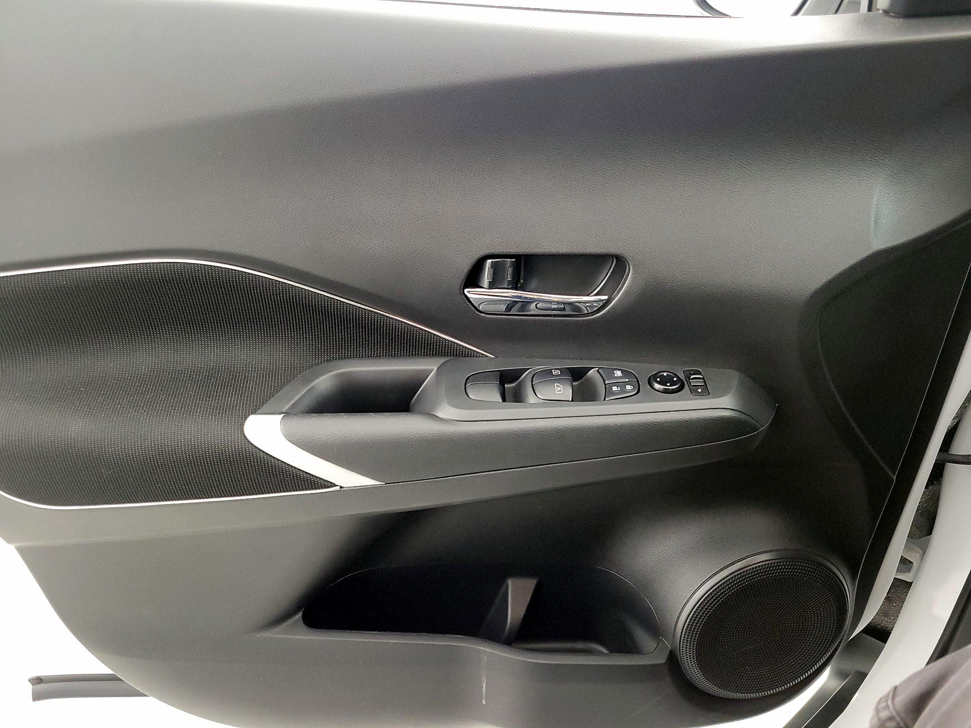 Thumbnail: 2022 Nissan Kicks - 12