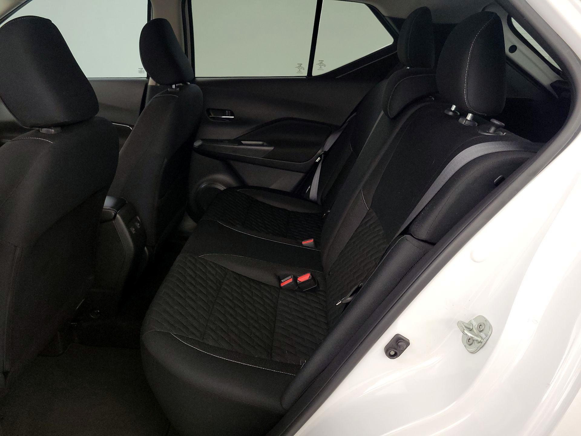 Thumbnail: 2022 Nissan Kicks - 18