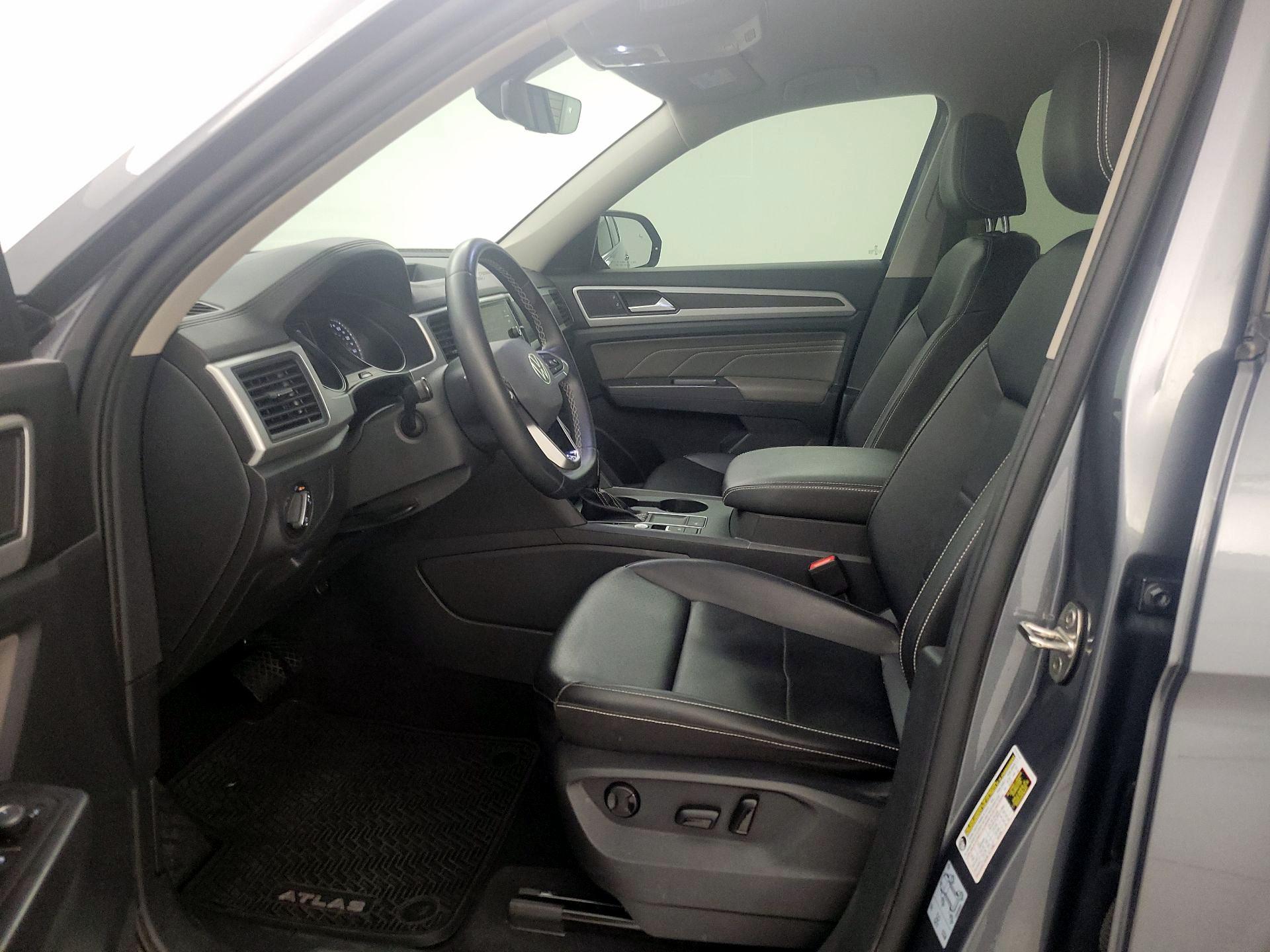 Thumbnail: 2021 Volkswagen Atlas - 11