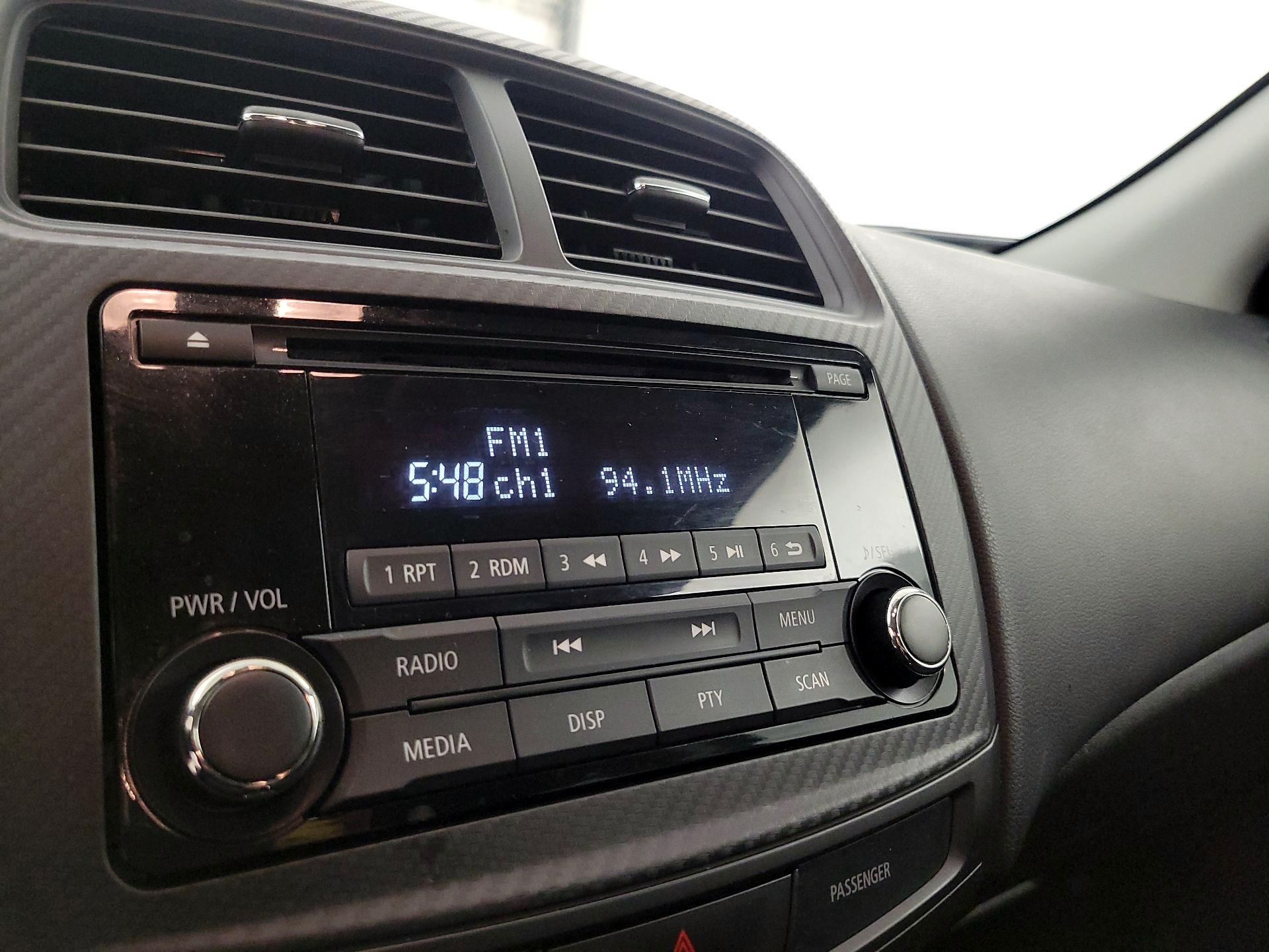 Thumbnail: 2015 Mitsubishi Outlander Sport - 14