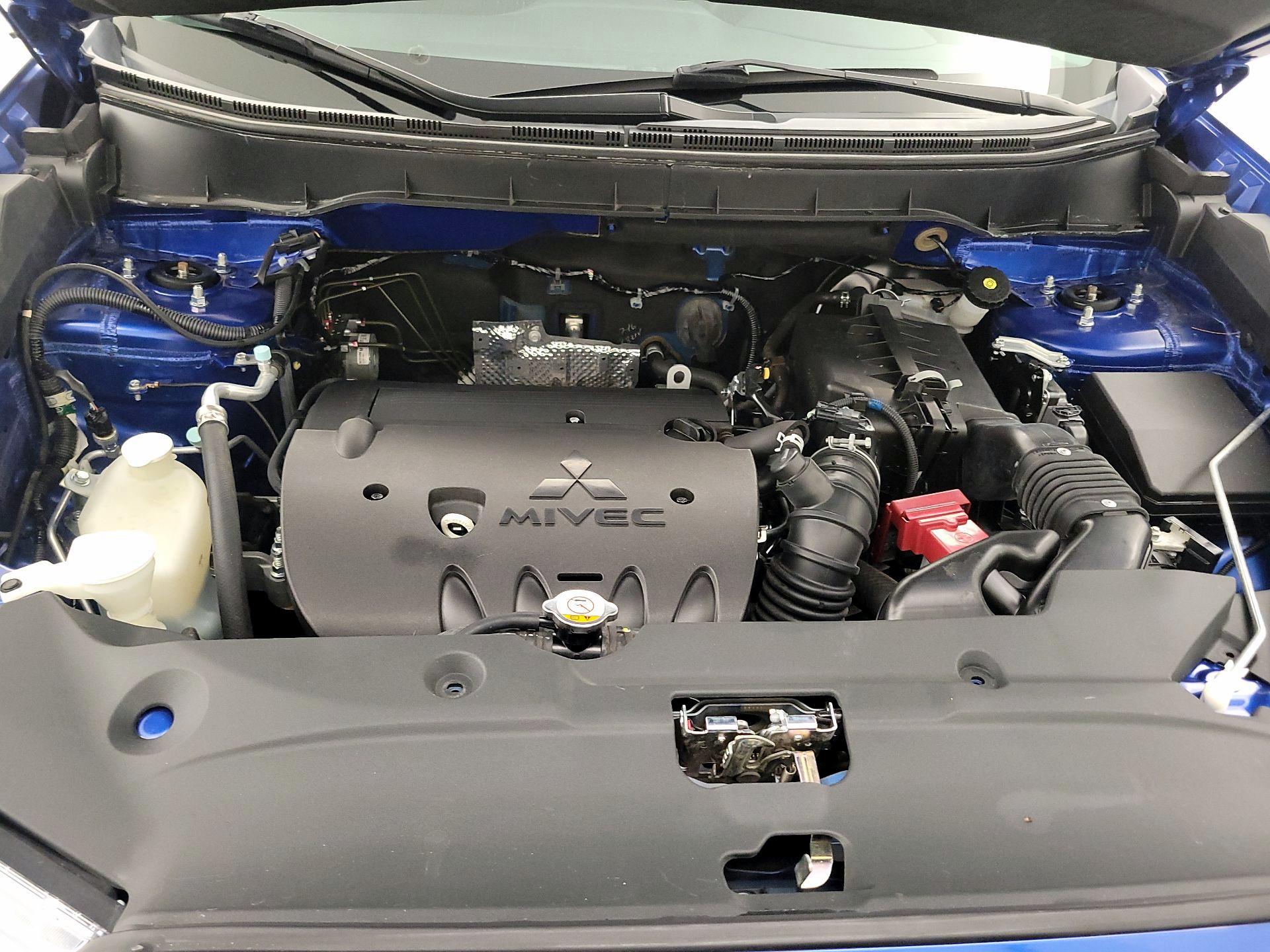 Thumbnail: 2015 Mitsubishi Outlander Sport - 20