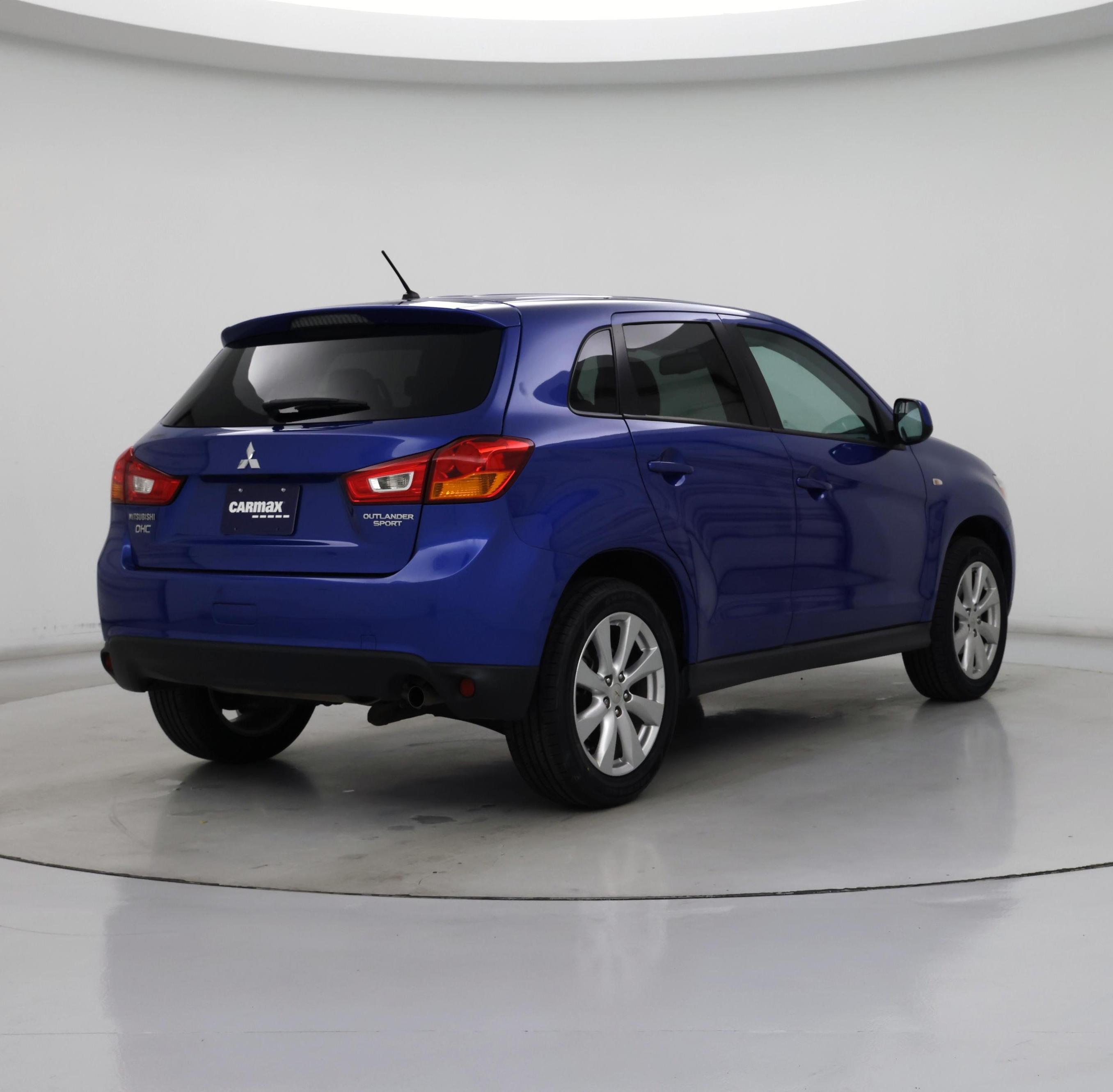 Thumbnail: 2015 Mitsubishi Outlander Sport - 8