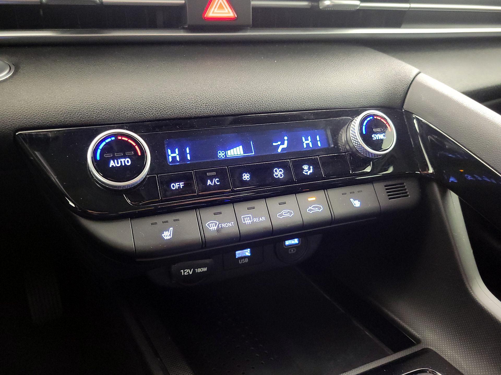 Thumbnail: 2021 Hyundai Elantra - 16