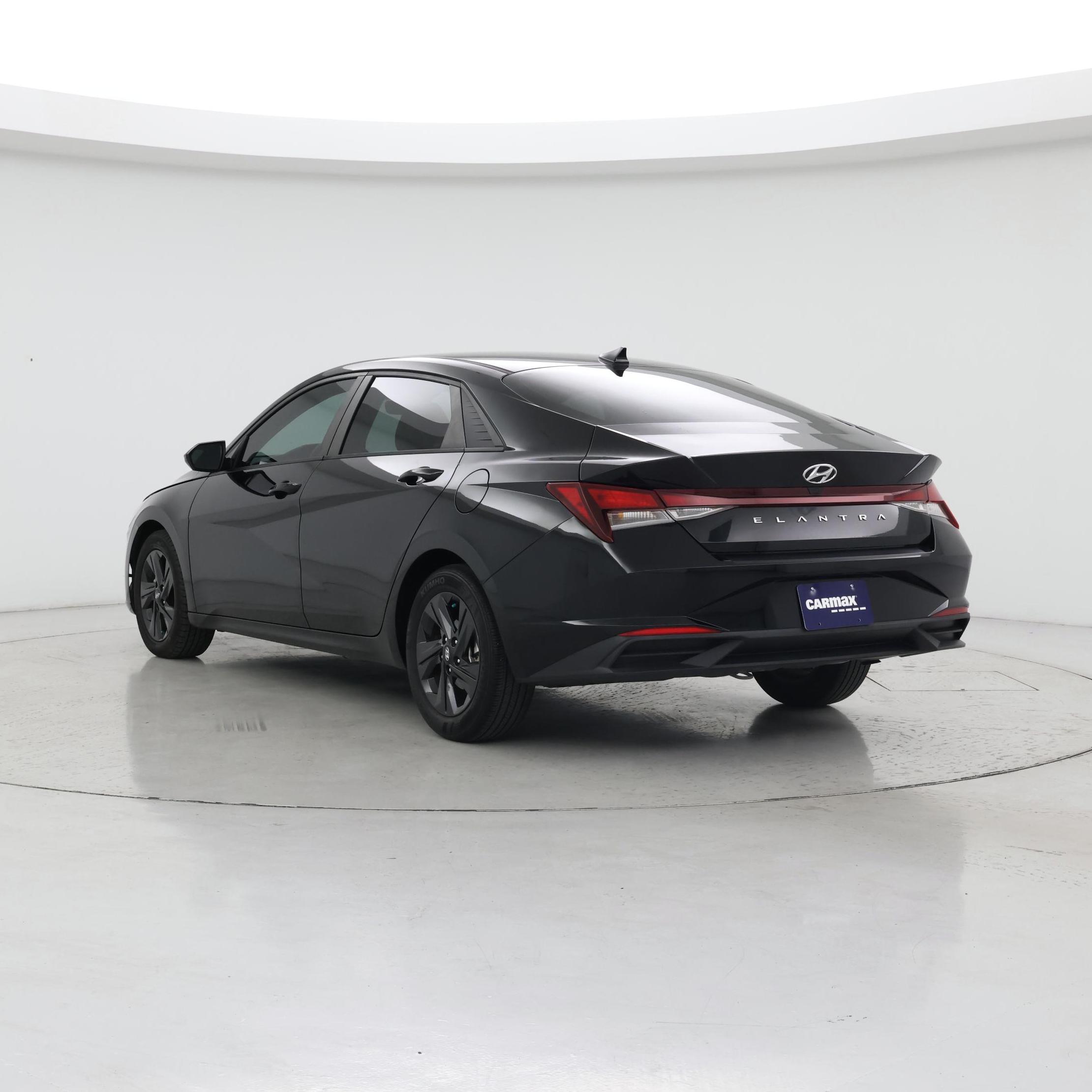 Thumbnail: 2021 Hyundai Elantra - 2