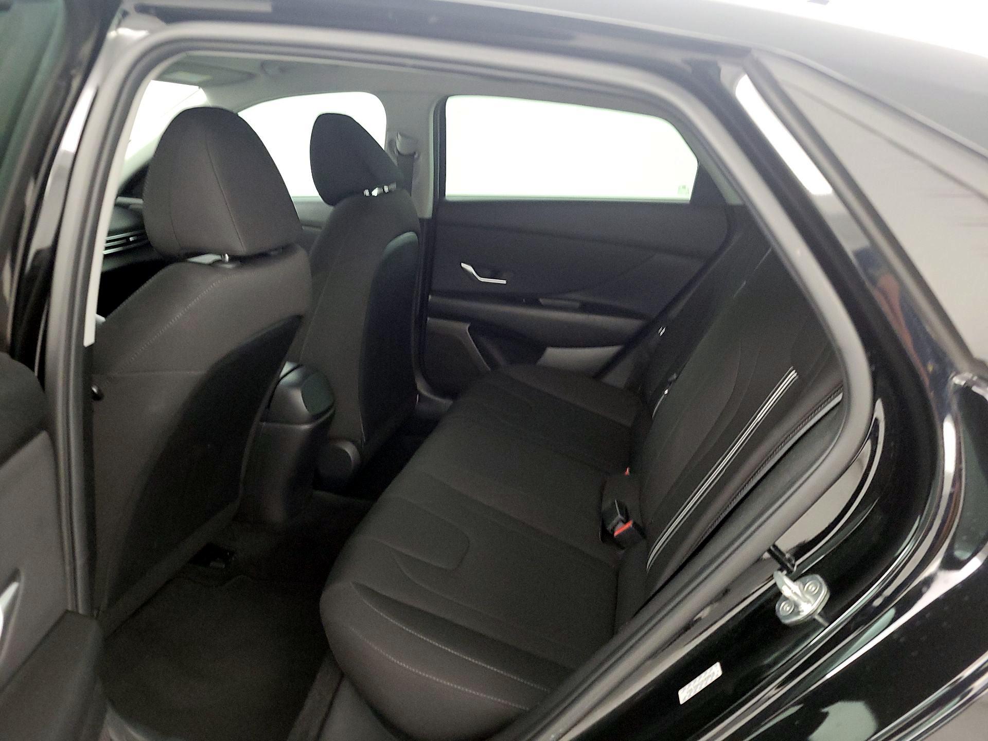 Thumbnail: 2021 Hyundai Elantra - 19