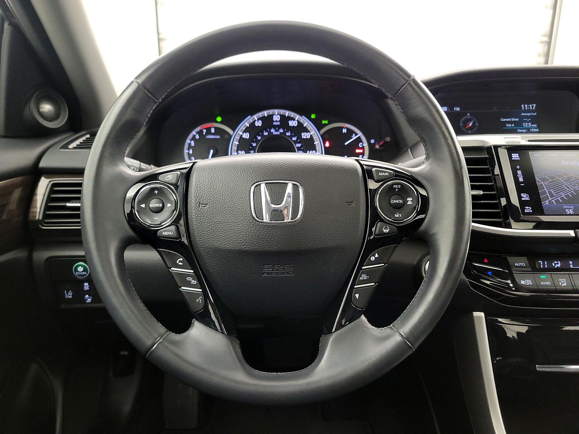 Thumbnail: 2016 Honda Accord - 10