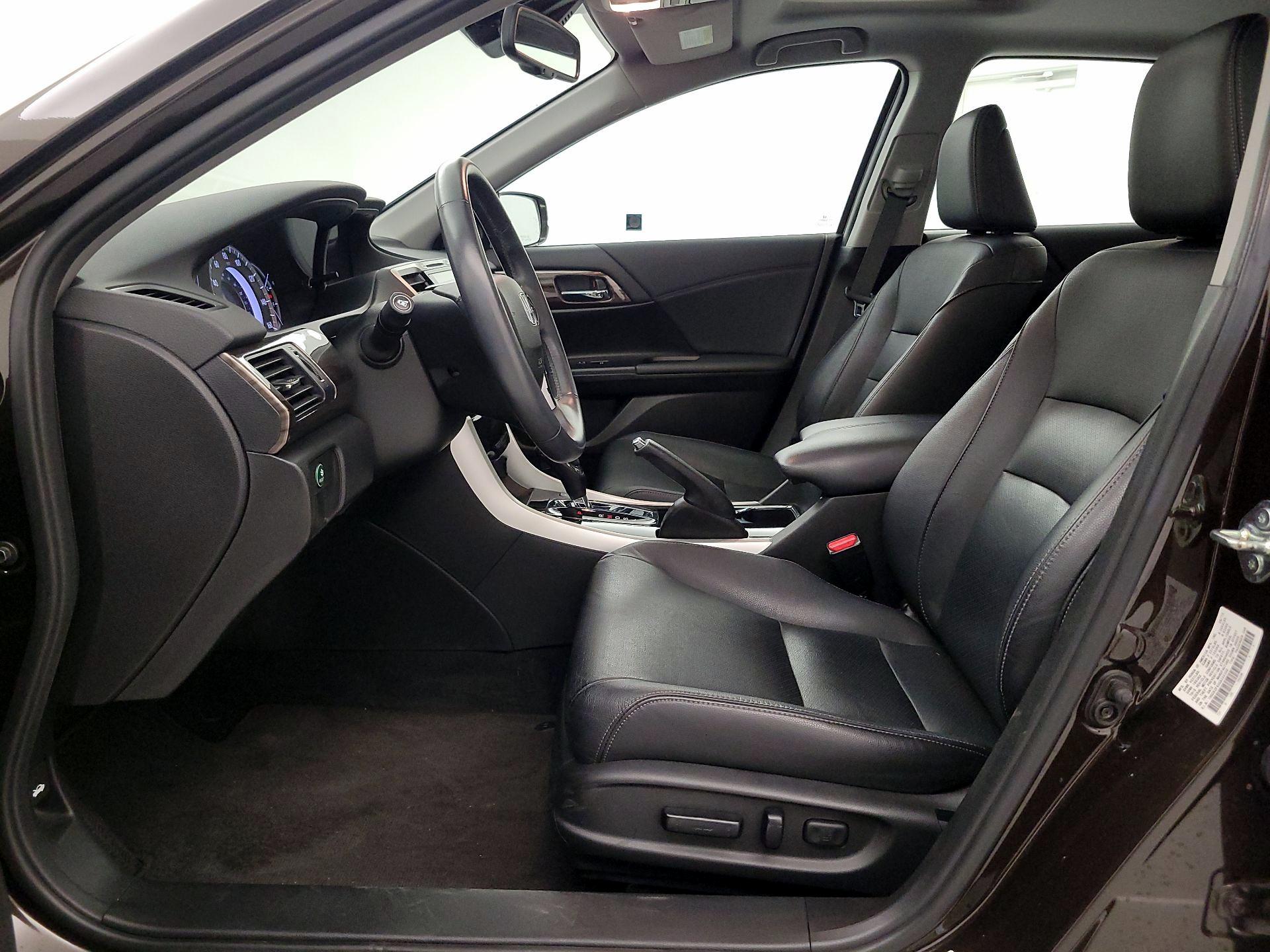 Thumbnail: 2016 Honda Accord - 11