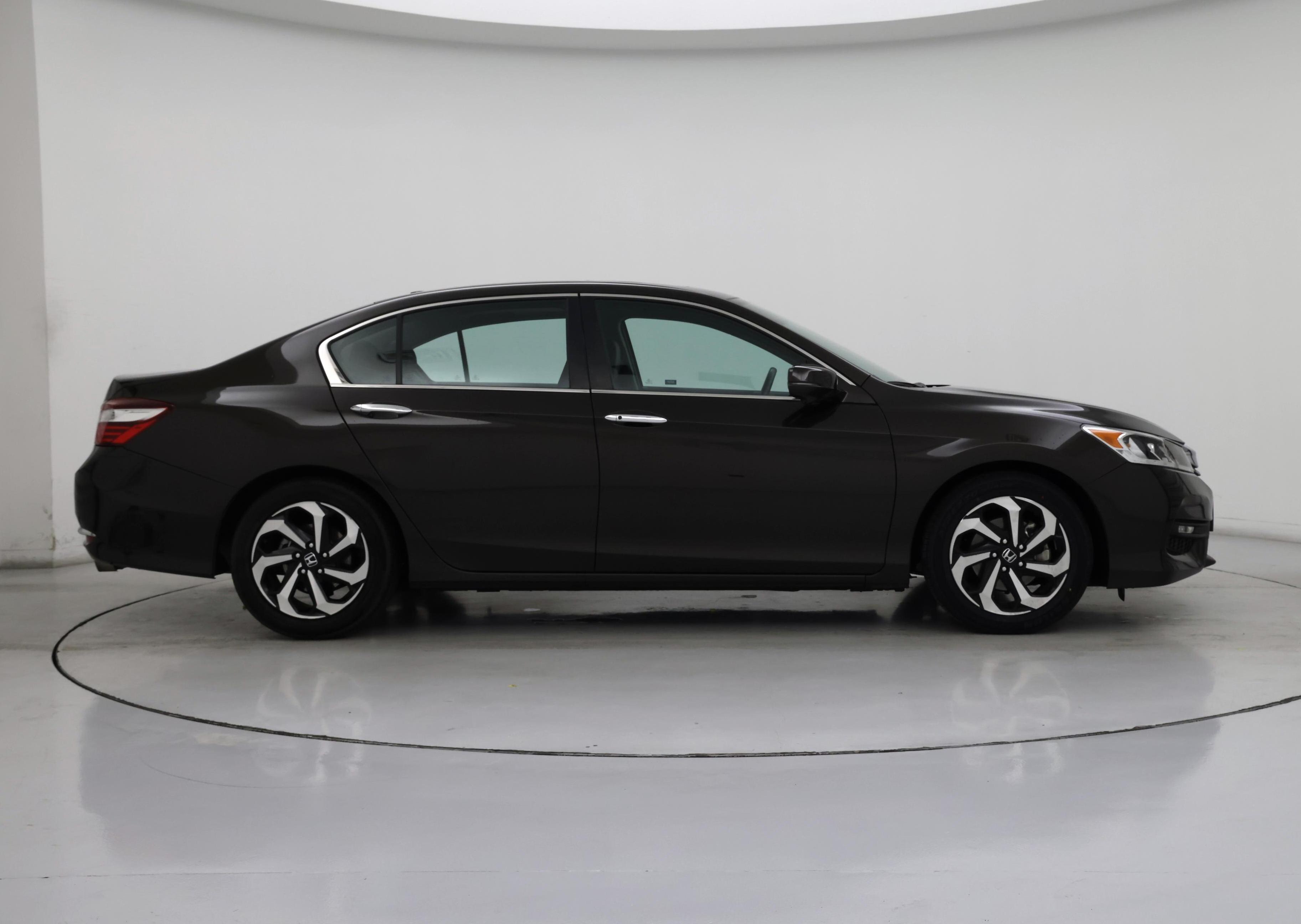 Thumbnail: 2016 Honda Accord - 7