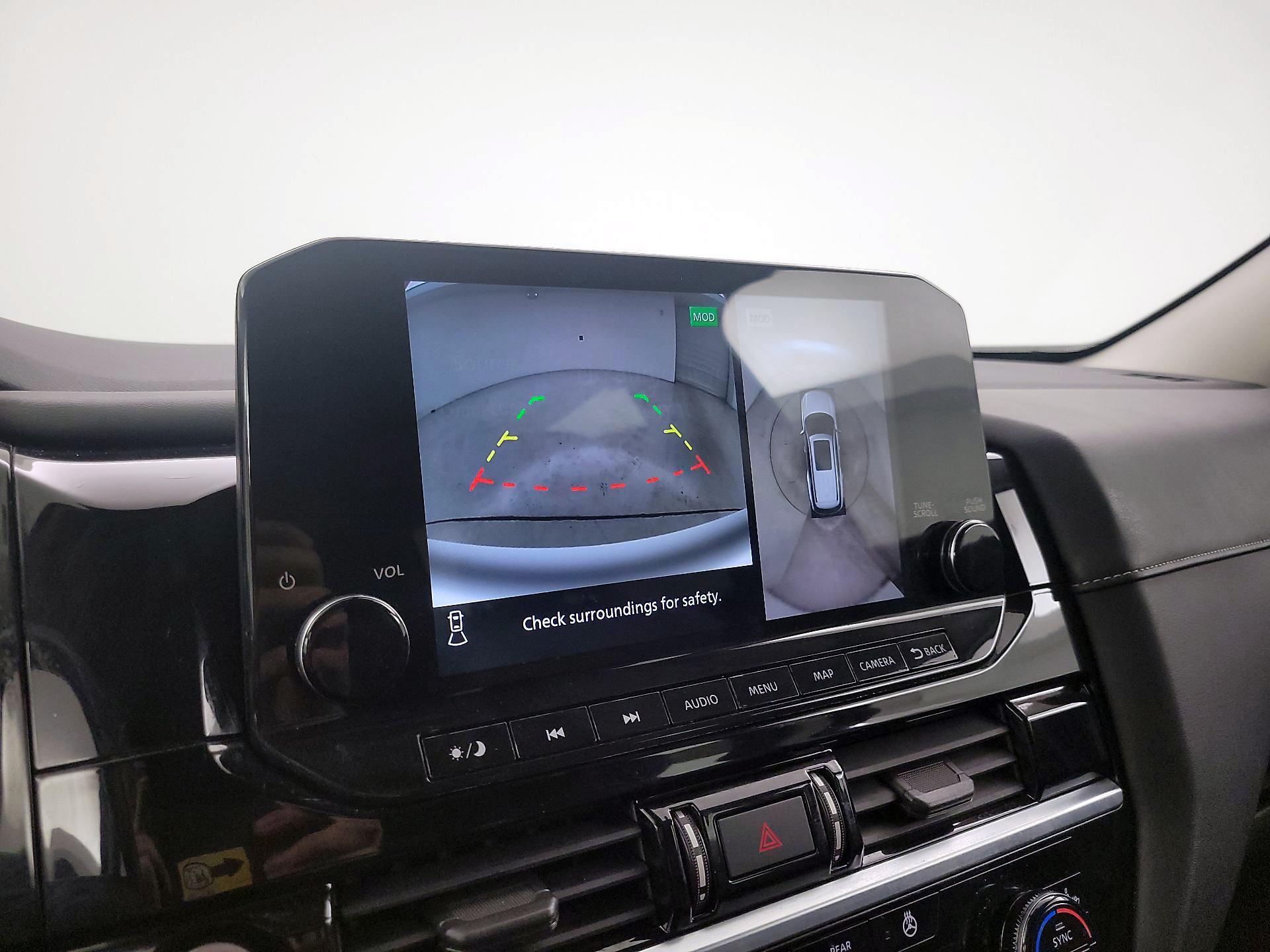 Thumbnail: 2022 Nissan Pathfinder - 15