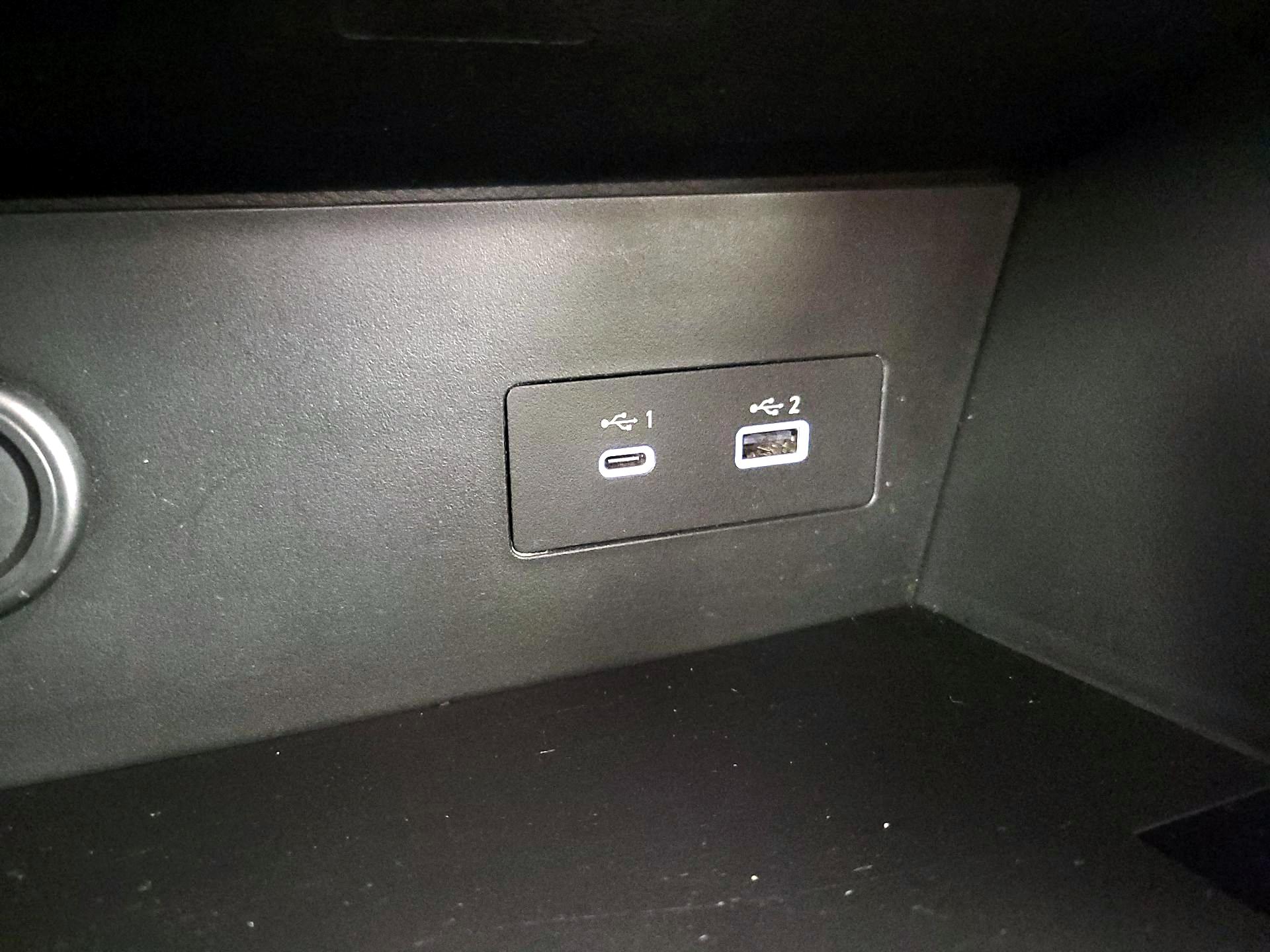 Thumbnail: 2022 Nissan Pathfinder - 19