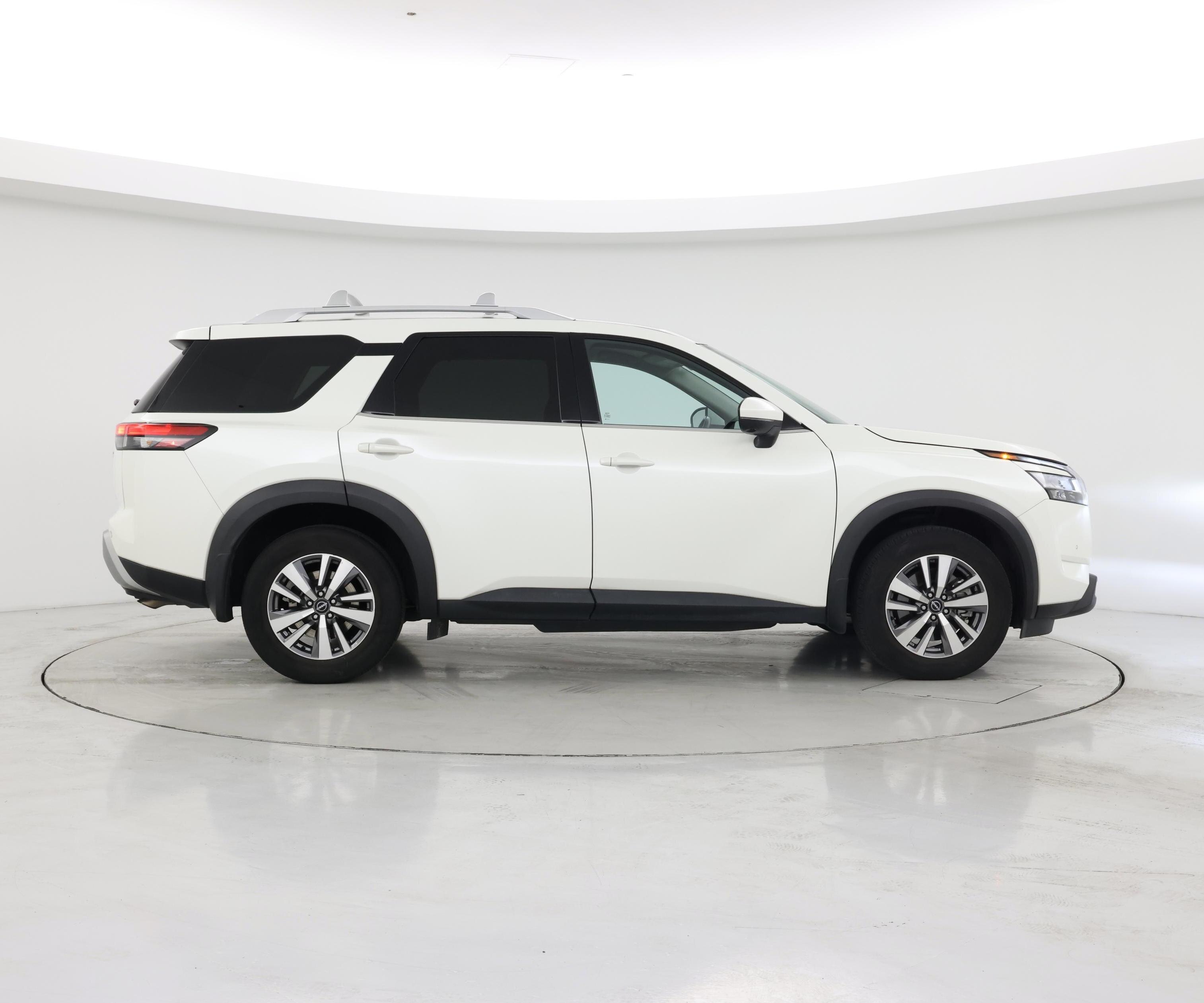 Thumbnail: 2022 Nissan Pathfinder - 7