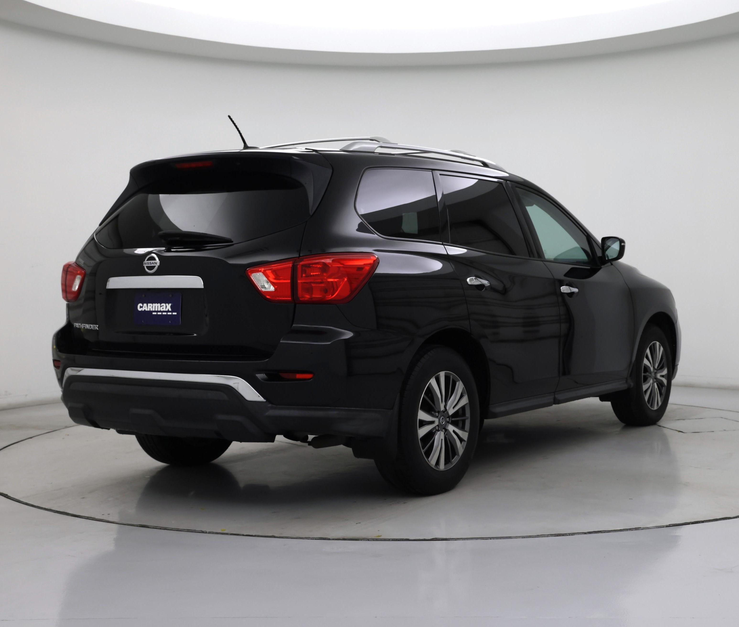 Thumbnail: 2018 Nissan Pathfinder - 8