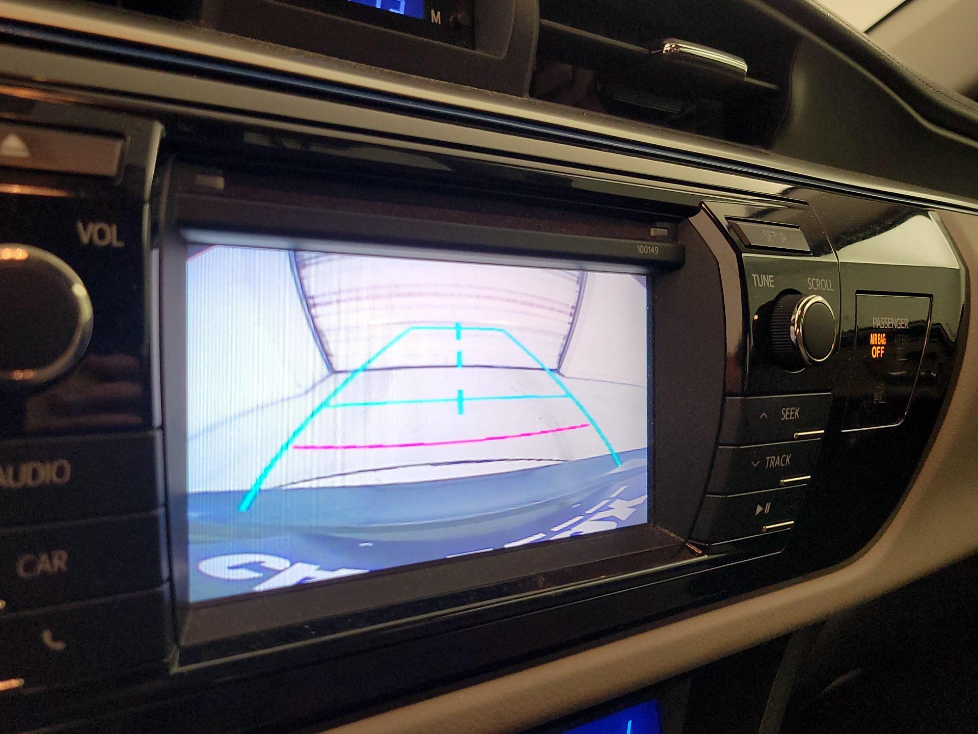 Thumbnail: 2015 Toyota Corolla - 14