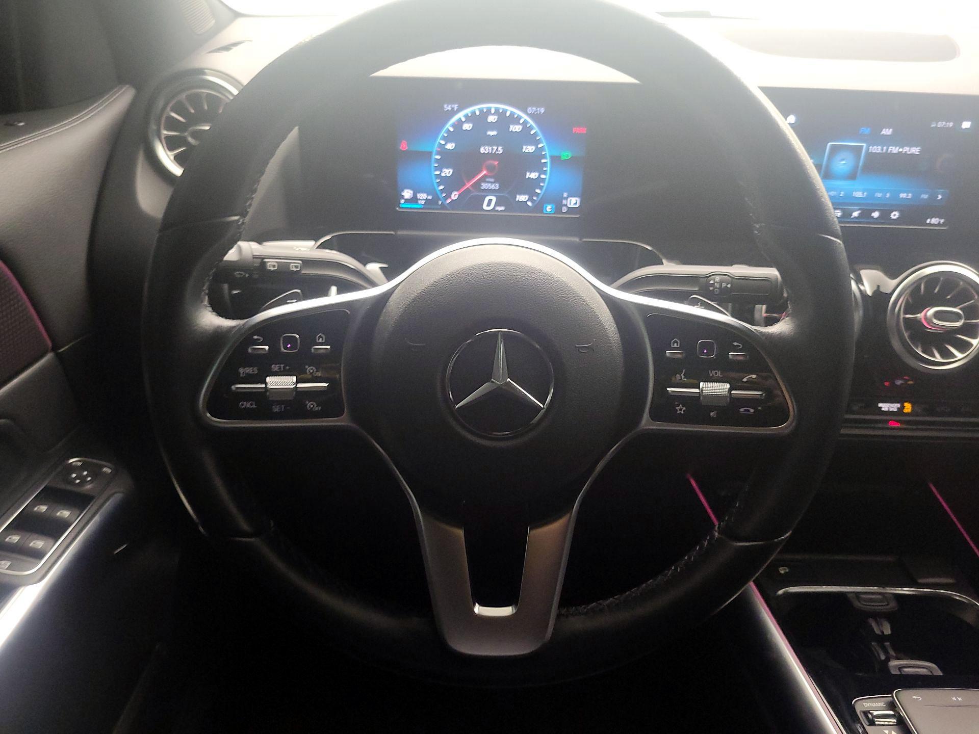 Thumbnail: 2021 Mercedes-Benz GLA - 10