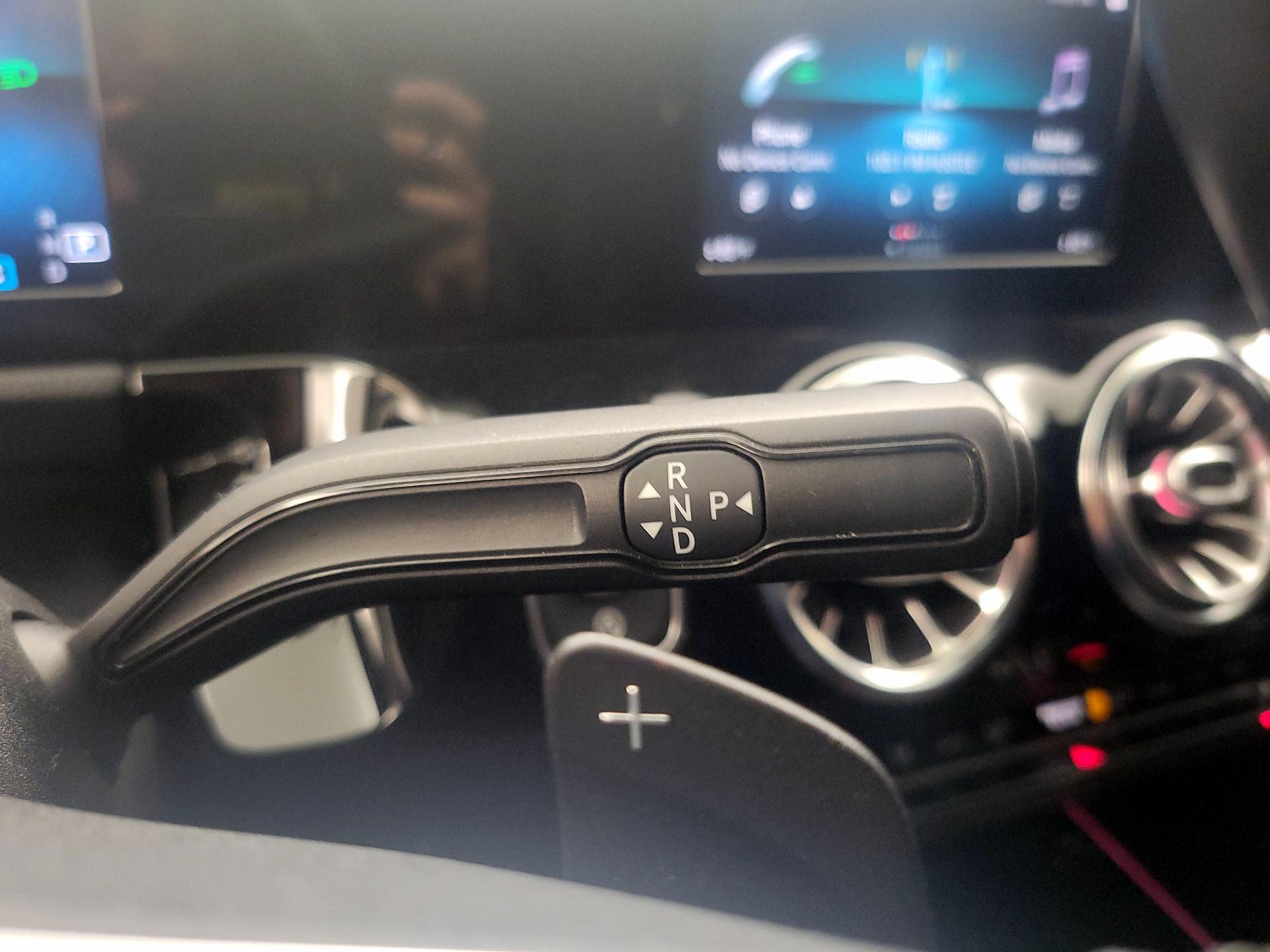 Thumbnail: 2021 Mercedes-Benz GLA - 17