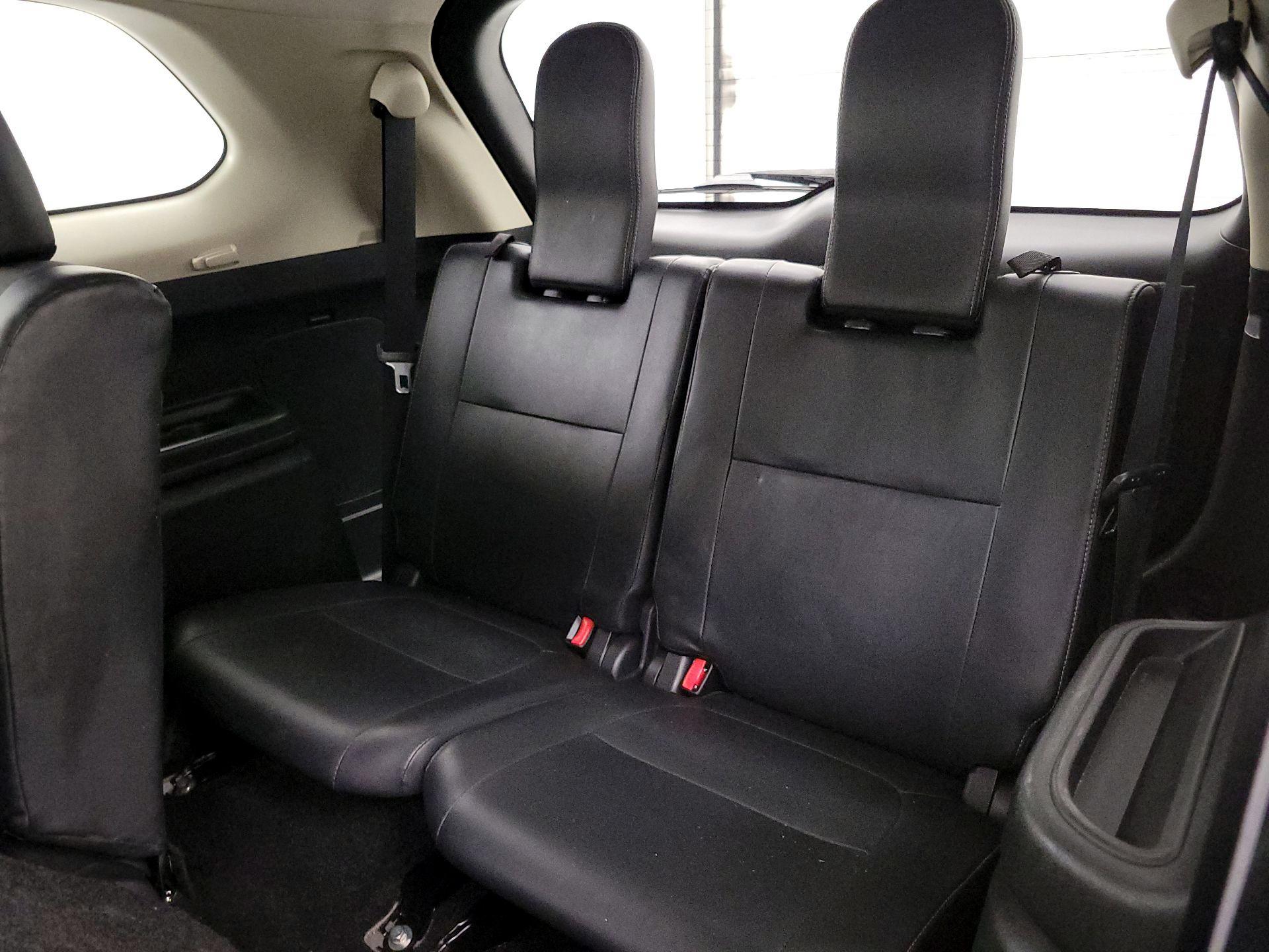 Thumbnail: 2019 Mitsubishi Outlander - 19