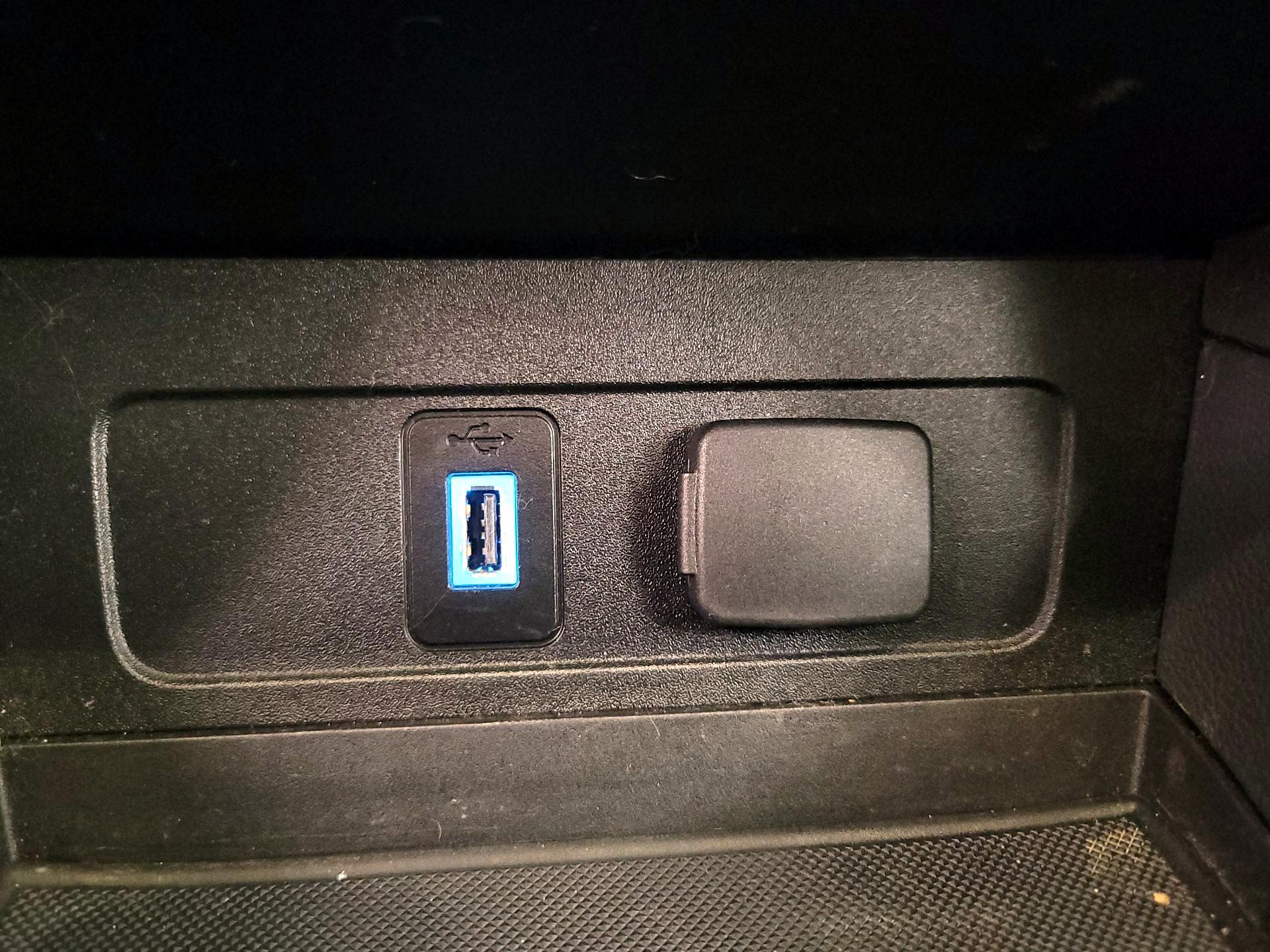 Thumbnail: 2018 Ford Escape - 18