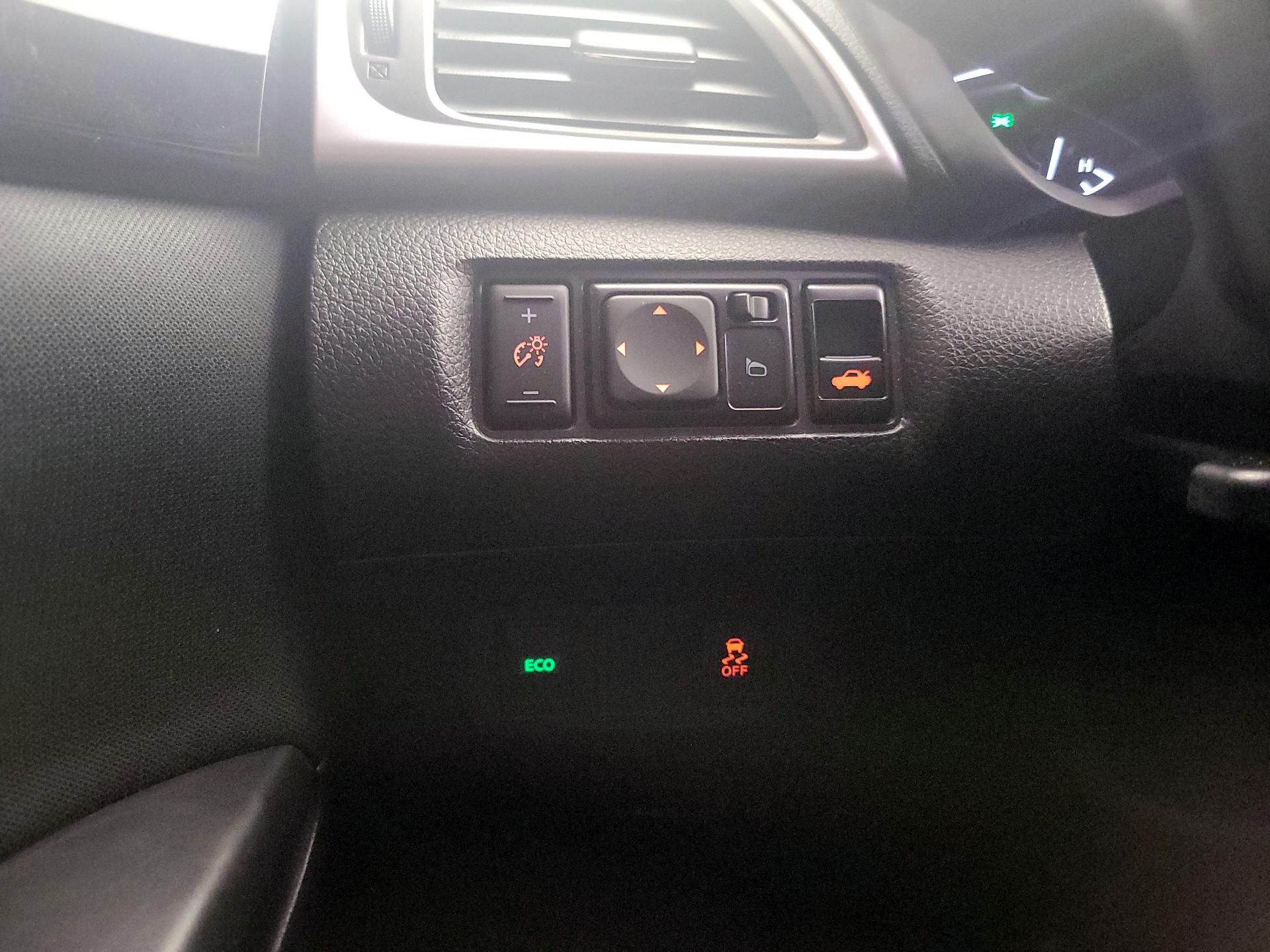 Thumbnail: 2019 Nissan Sentra - 13