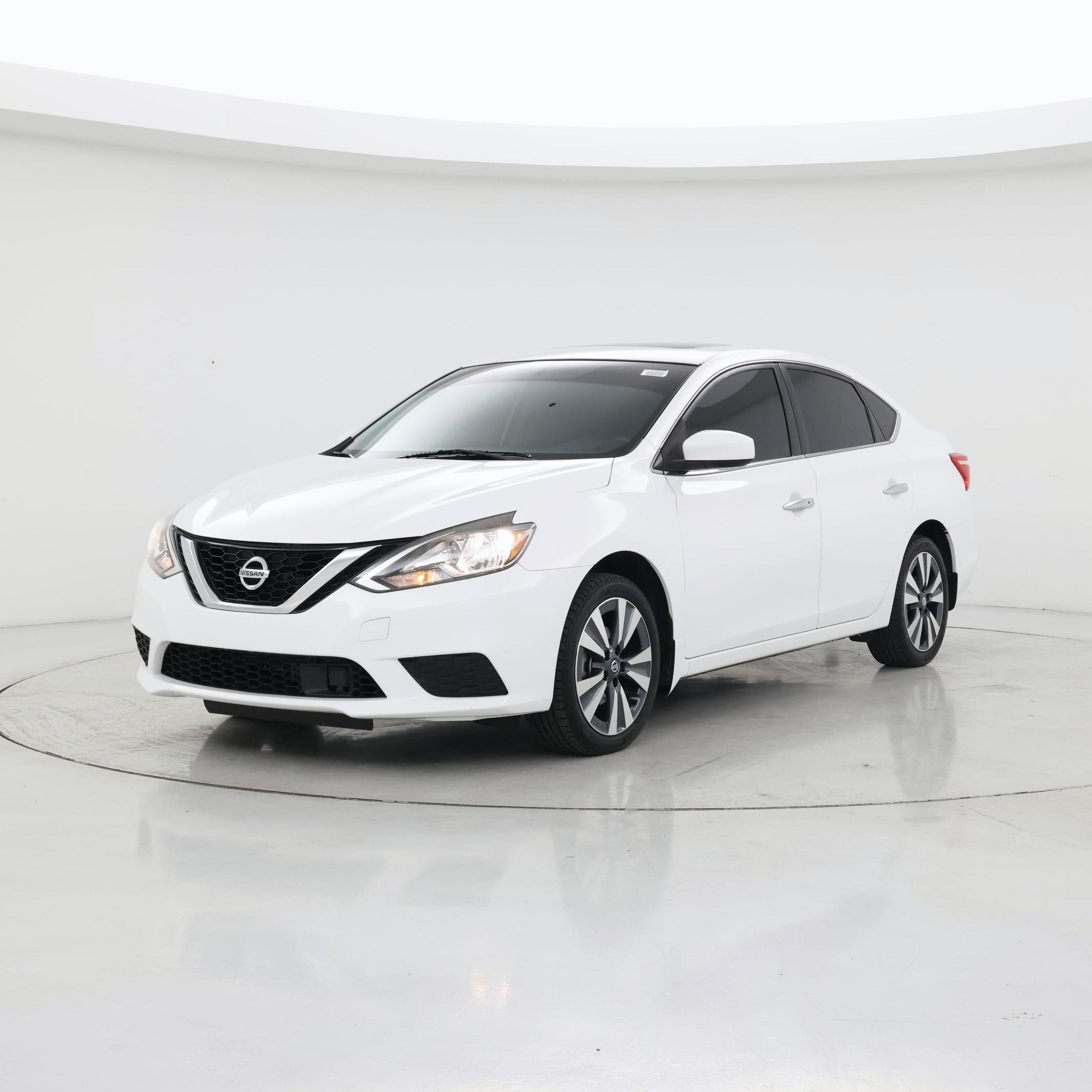 Thumbnail: 2019 Nissan Sentra - 4