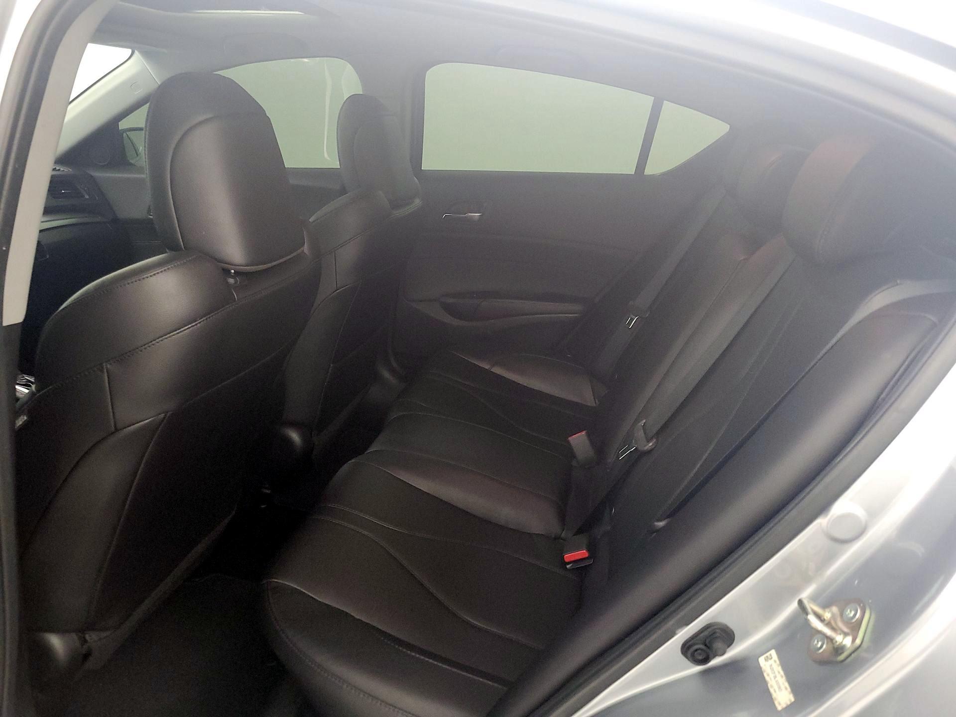 Thumbnail: 2020 Acura ILX - 19